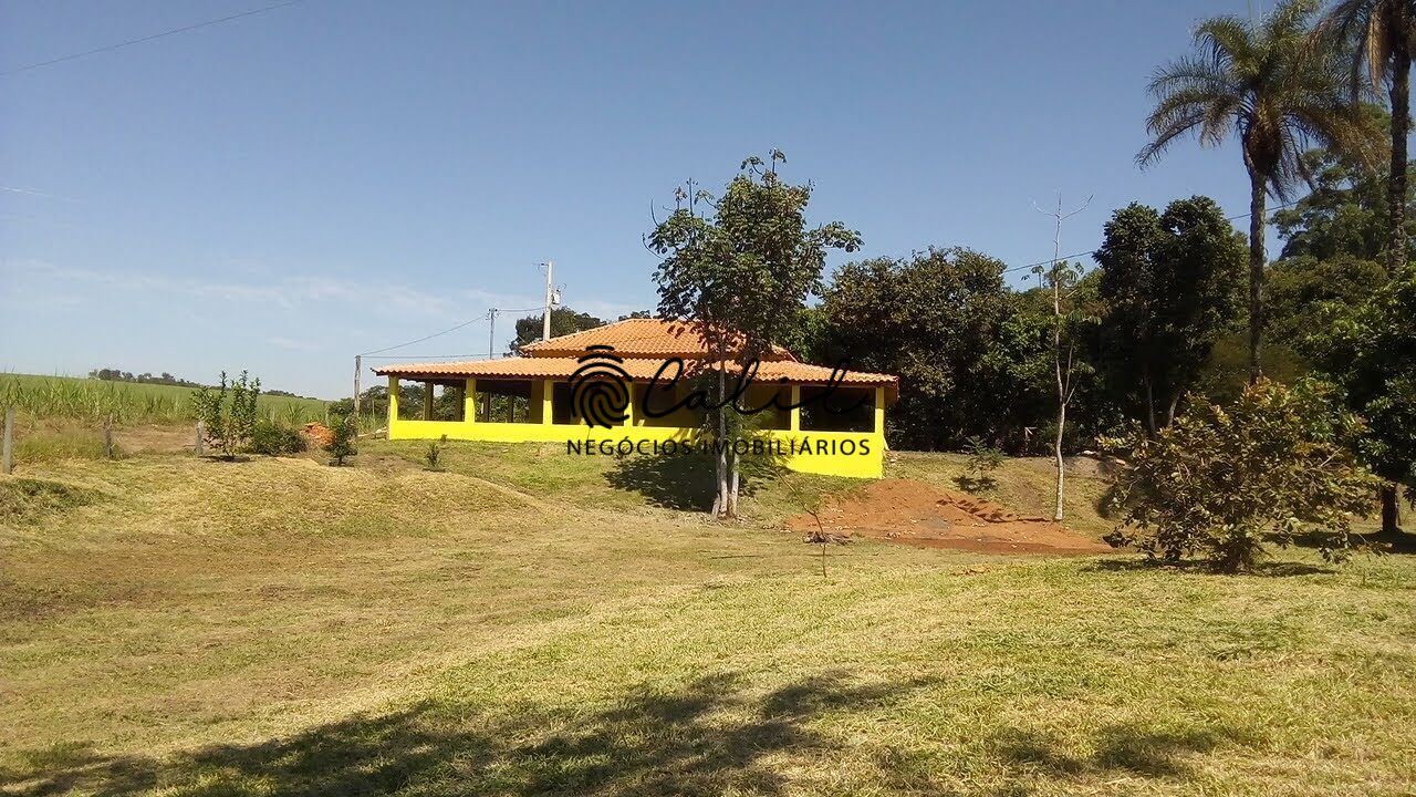 Fazenda à venda com 3 quartos, 20600m² - Foto 1