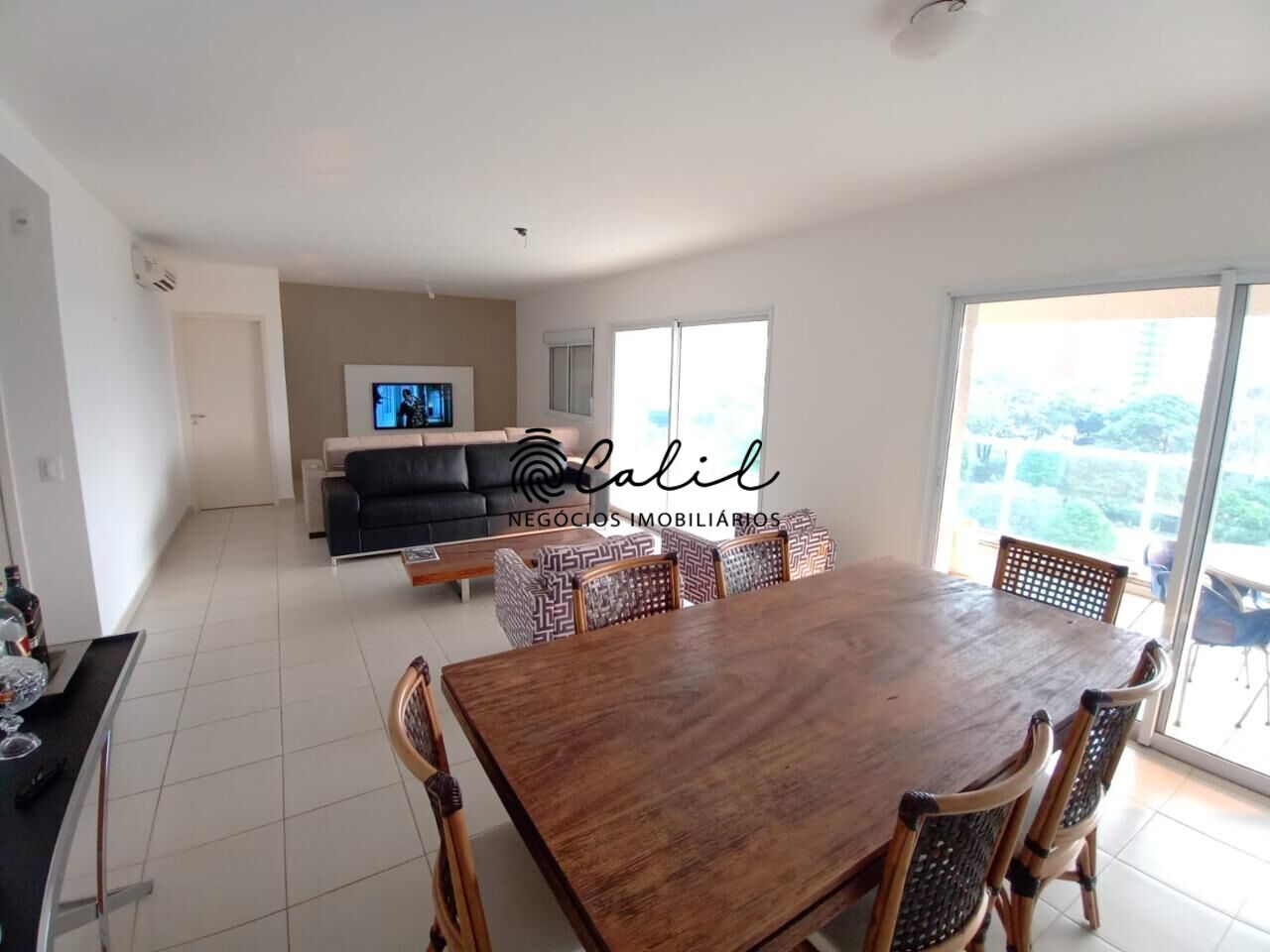 Apartamento, 3 quartos, 186 m² - Foto 1