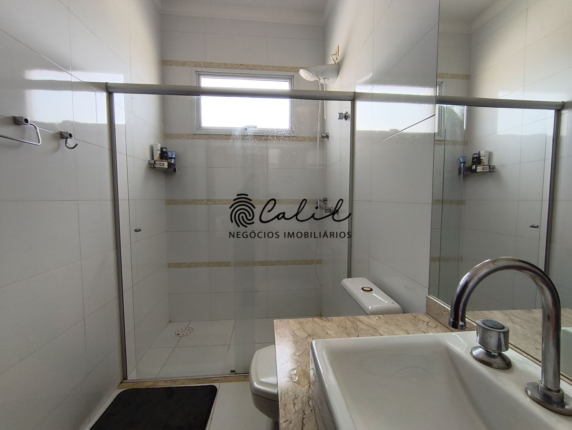 Casa de Condomínio à venda com 3 quartos, 215m² - Foto 40