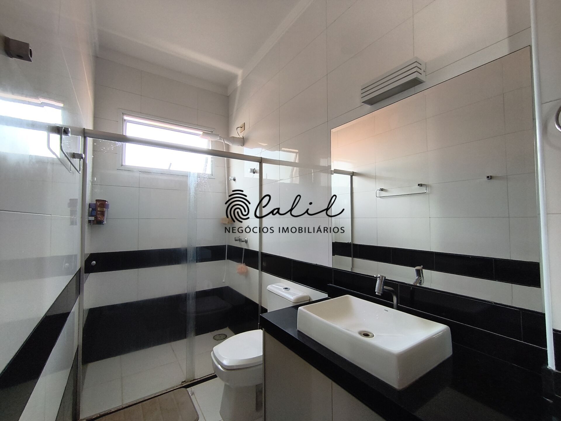 Casa de Condomínio à venda com 3 quartos, 215m² - Foto 37