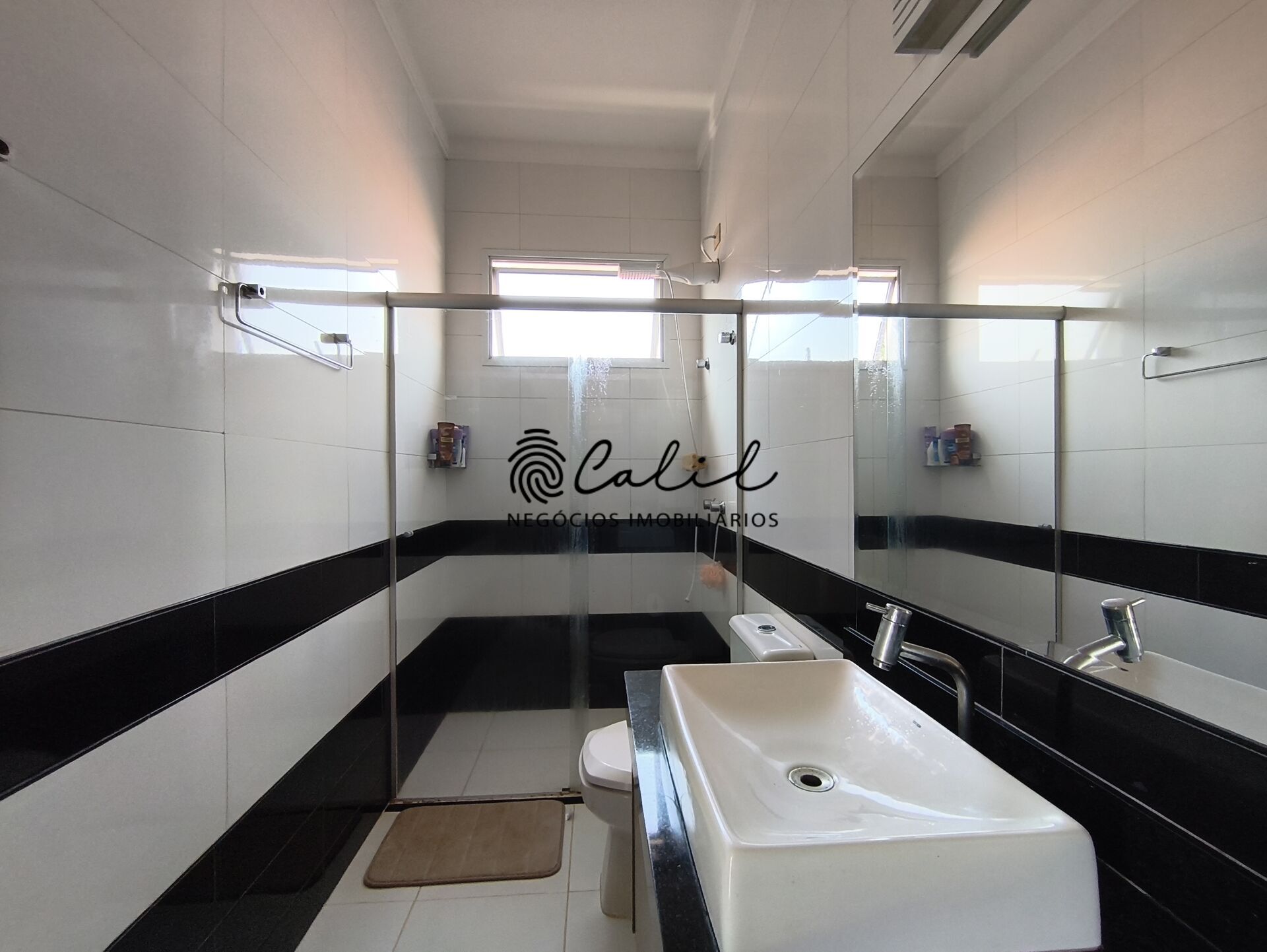 Casa de Condomínio à venda com 3 quartos, 215m² - Foto 38