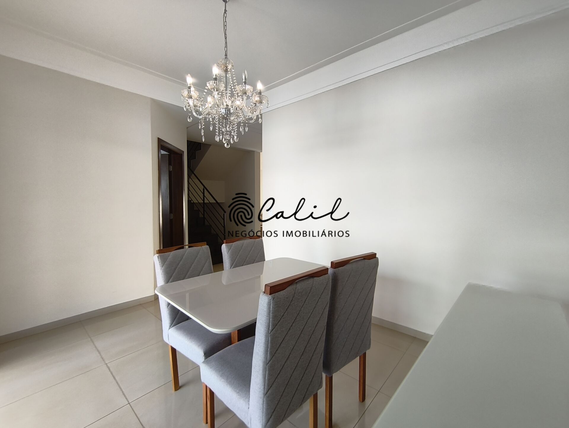 Casa de Condomínio à venda com 3 quartos, 215m² - Foto 7