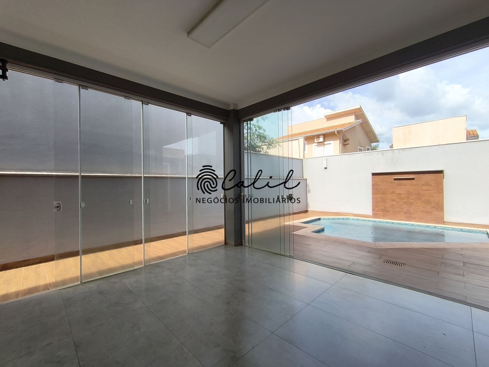 Casa de Condomínio à venda com 3 quartos, 215m² - Foto 16