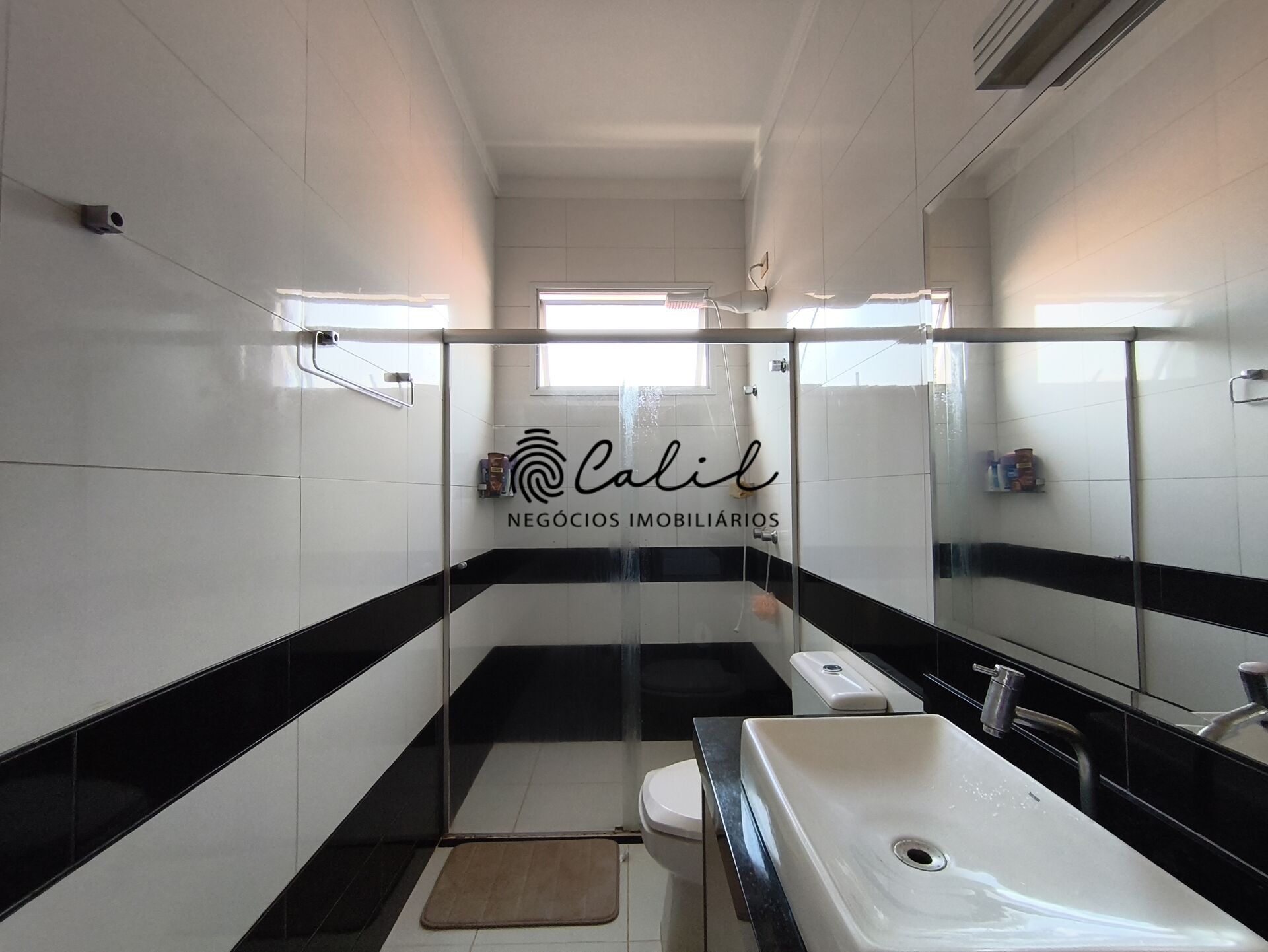 Casa de Condomínio à venda com 3 quartos, 215m² - Foto 36