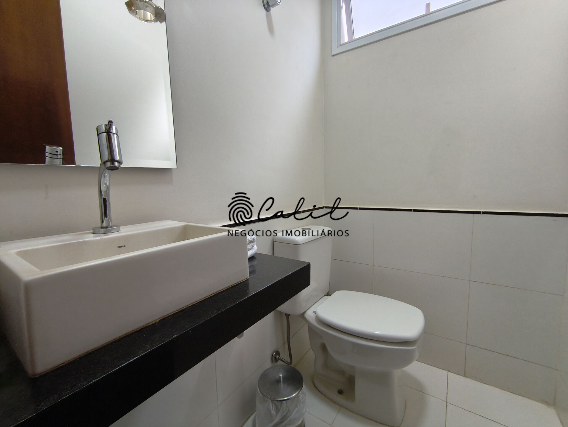 Casa de Condomínio à venda com 3 quartos, 215m² - Foto 11