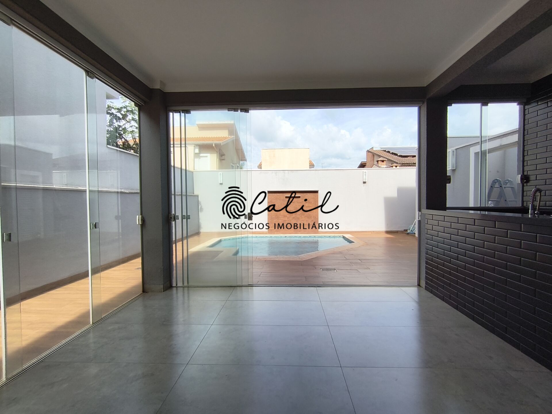 Casa de Condomínio à venda com 3 quartos, 215m² - Foto 15