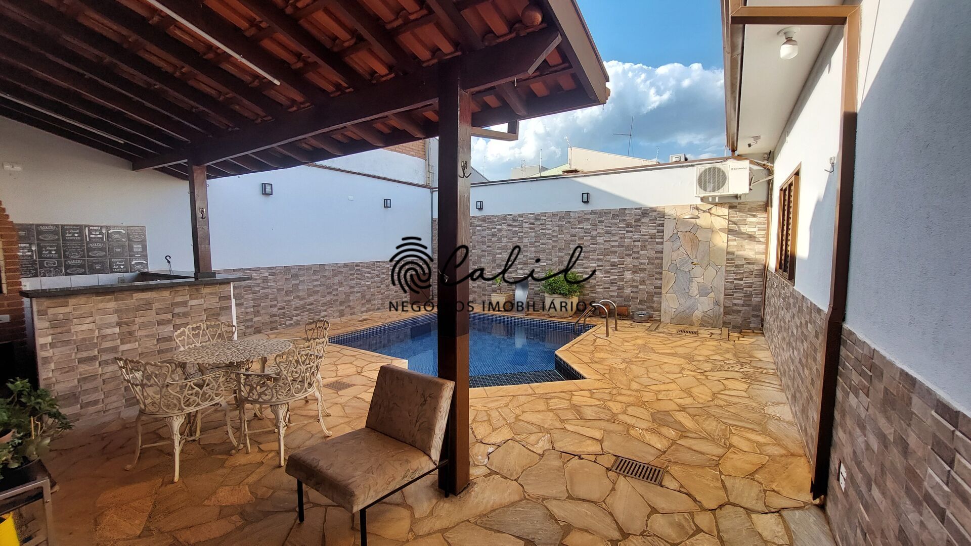 Casa, 3 quartos, 300 m² - Foto 25