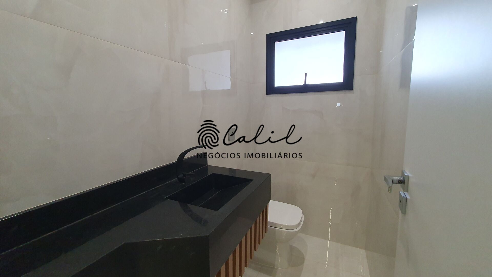 Casa de Condomínio à venda com 3 quartos, 270m² - Foto 6
