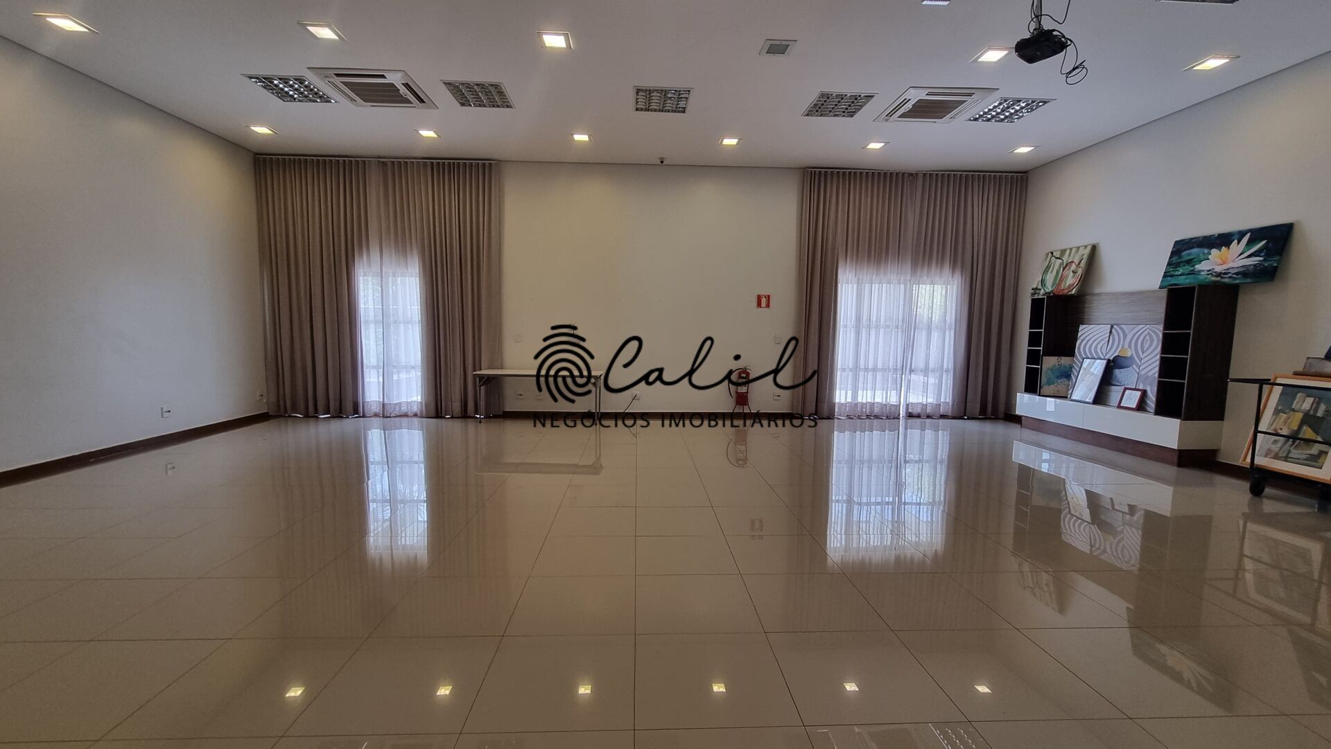 Prédio Inteiro à venda com 1 quarto, 725m² - Foto 6
