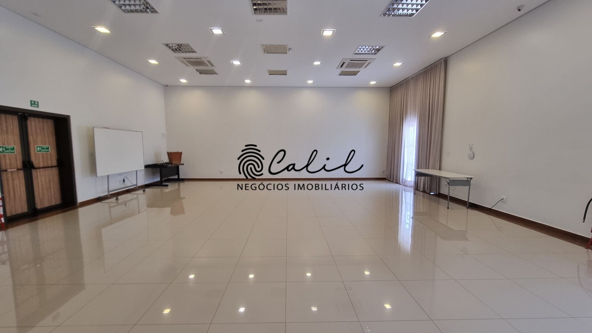 Prédio Inteiro à venda com 1 quarto, 725m² - Foto 7