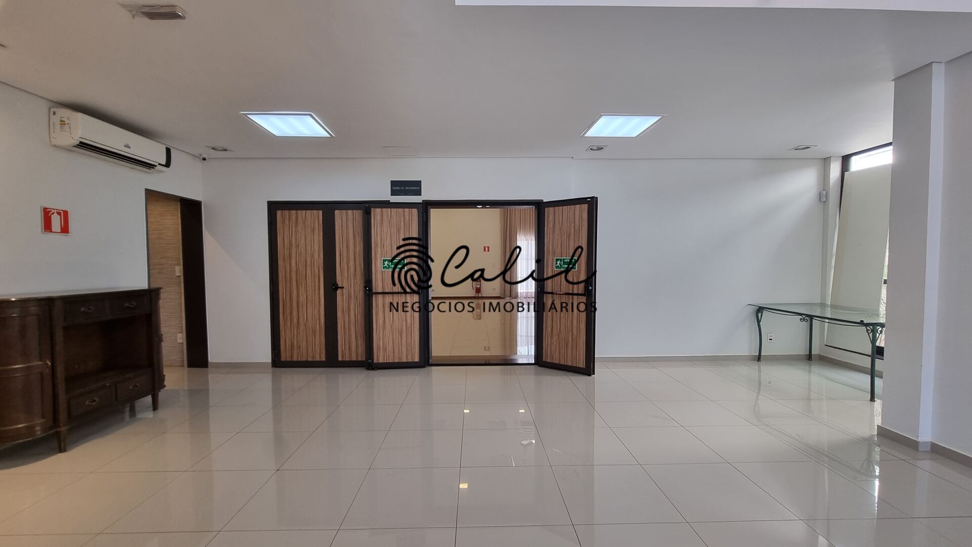 Prédio Inteiro à venda com 1 quarto, 725m² - Foto 3