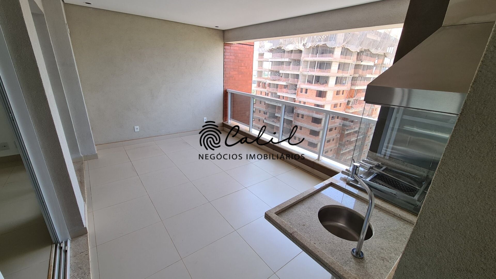 Apartamento à venda com 3 quartos, 127m² - Foto 17