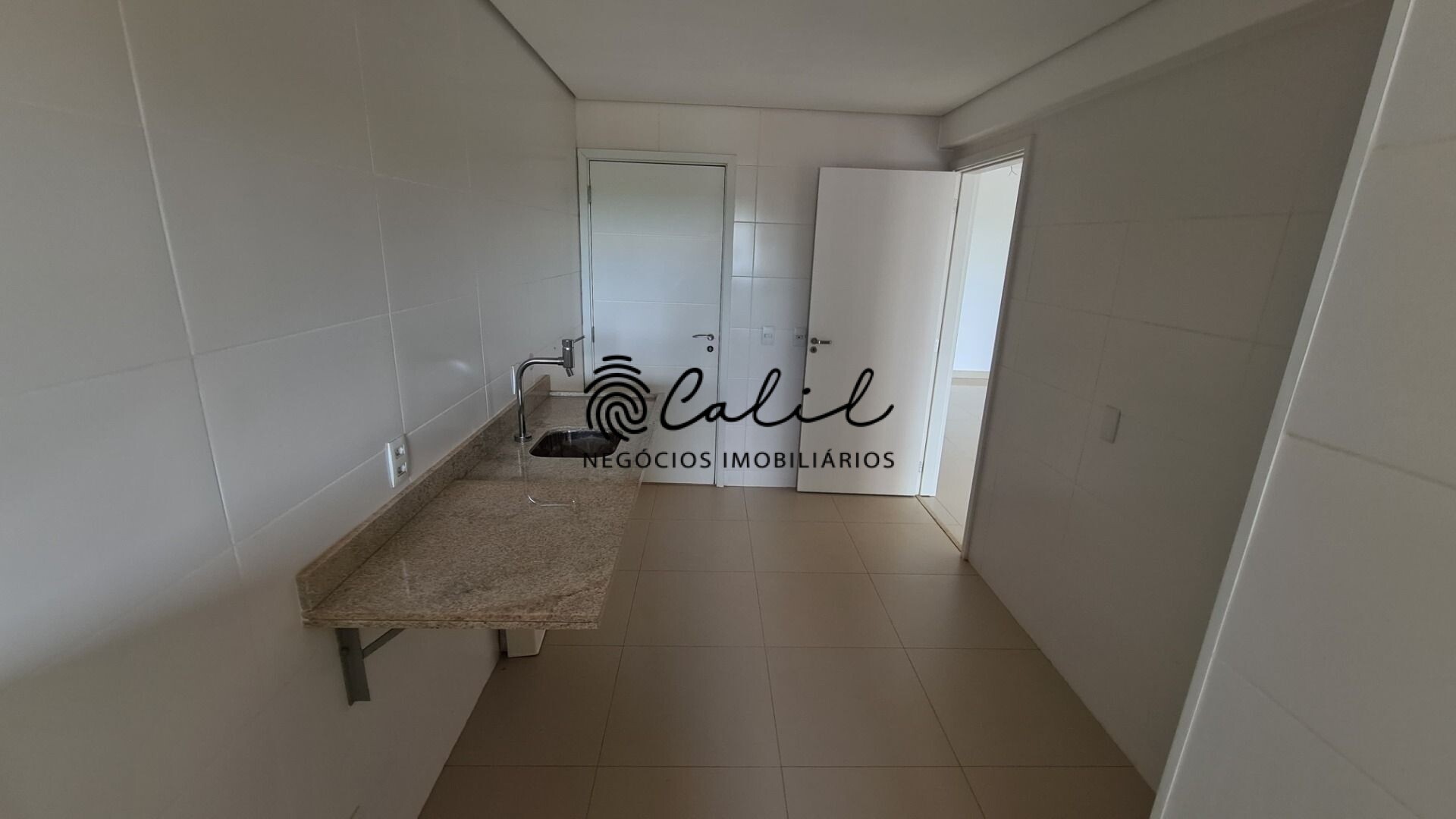 Apartamento à venda com 3 quartos, 127m² - Foto 15