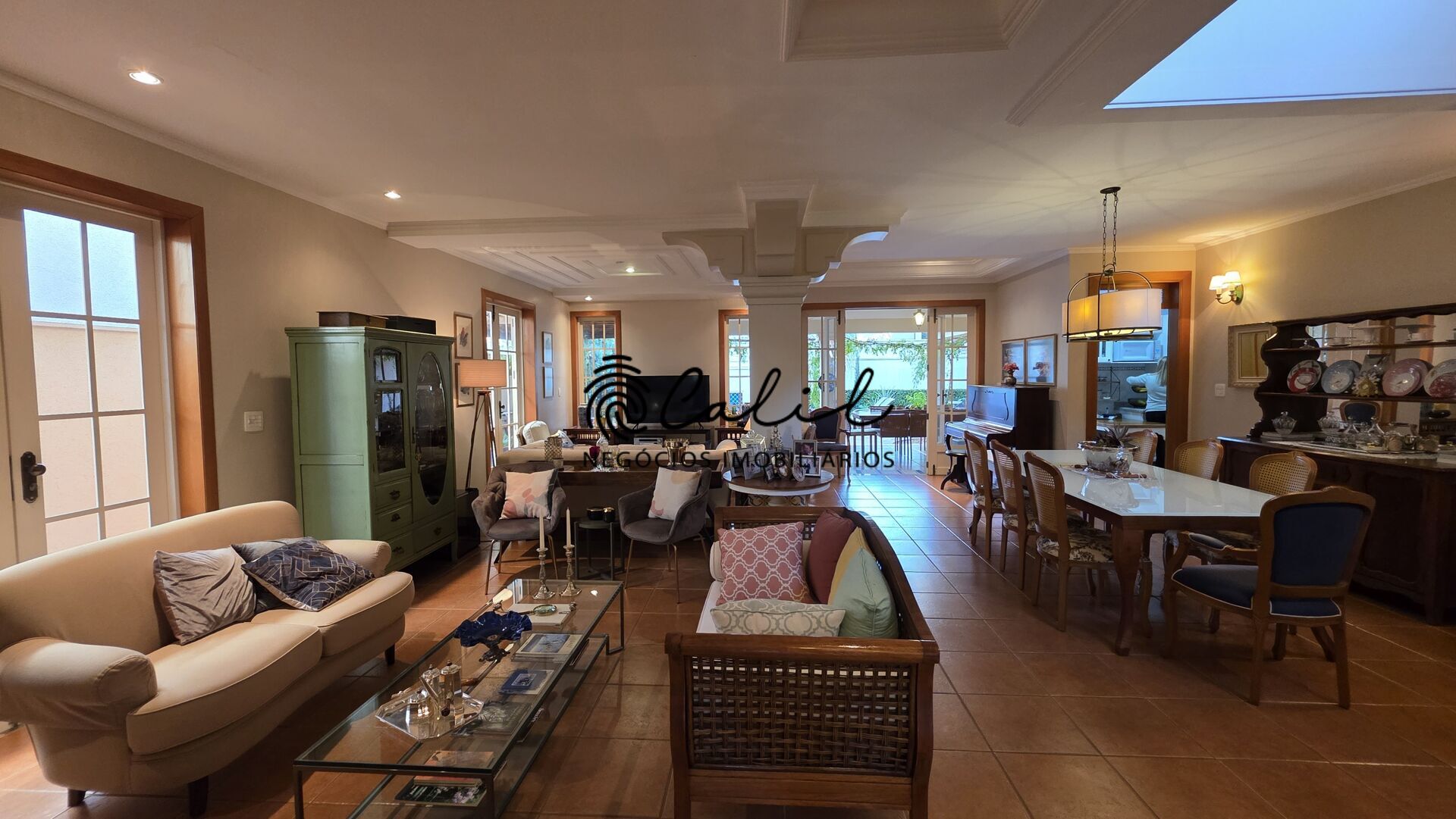 Casa de Condomínio à venda com 3 quartos, 349m² - Foto 10