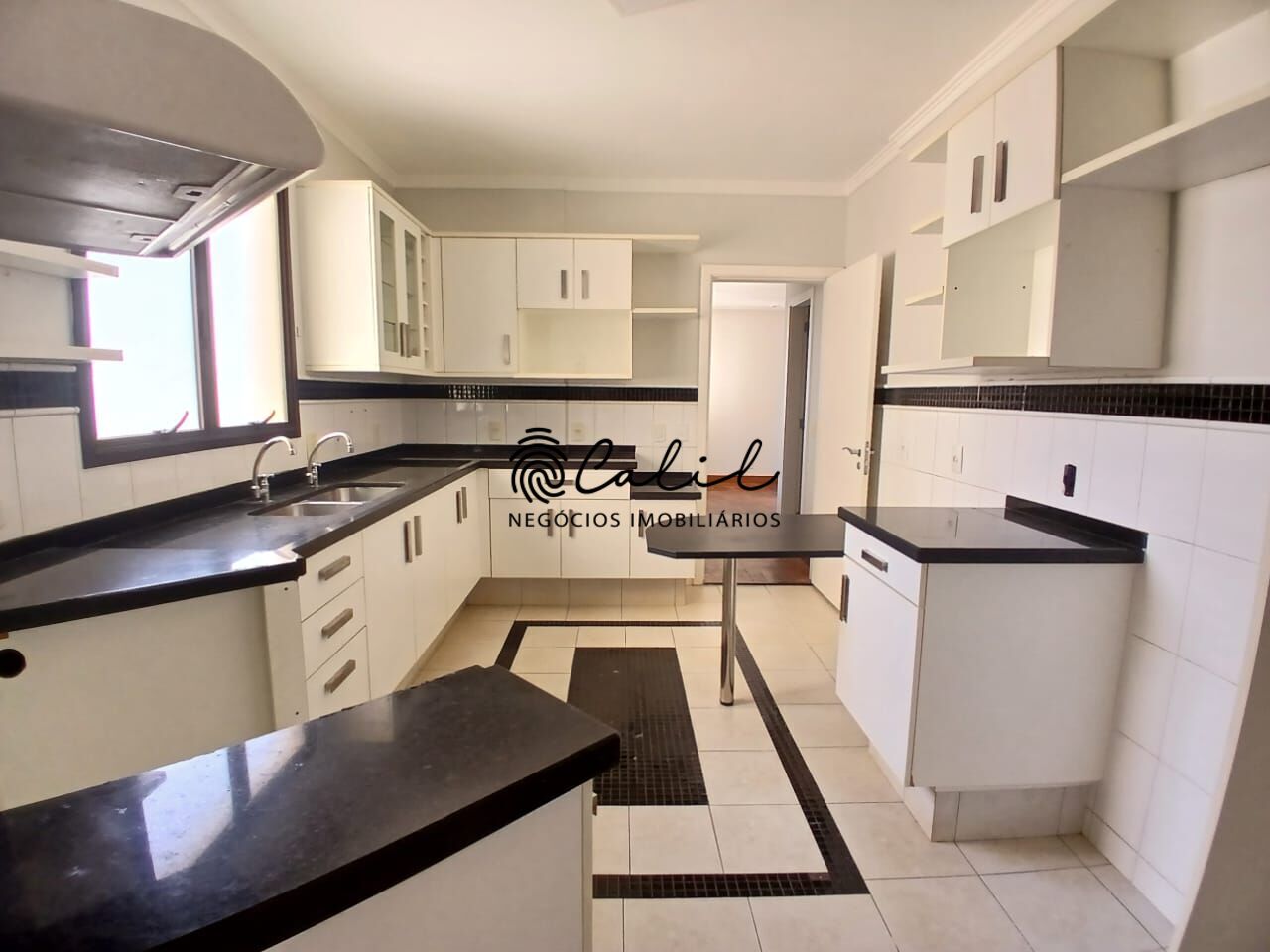 Apartamento, 3 quartos, 180 m² - Foto 4