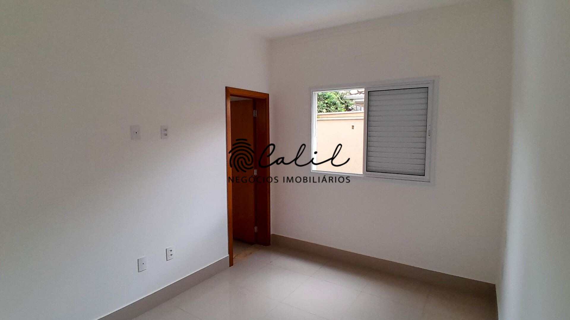 Casa à venda com 3 quartos, 176m² - Foto 5