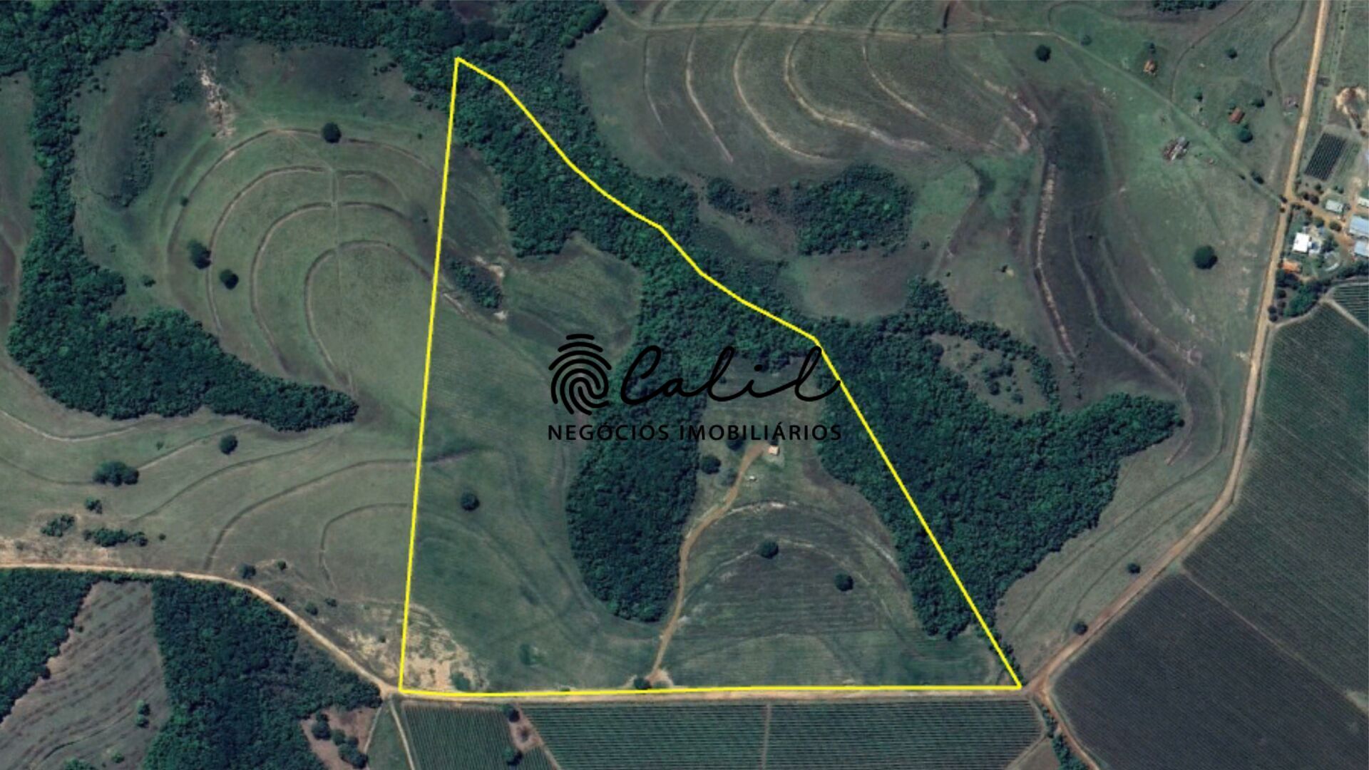 Sítio à venda com 2 quartos, 236700m² - Foto 13