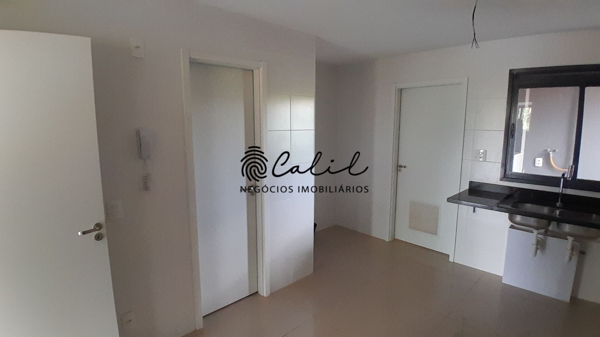 Apartamento à venda com 3 quartos, 158m² - Foto 8