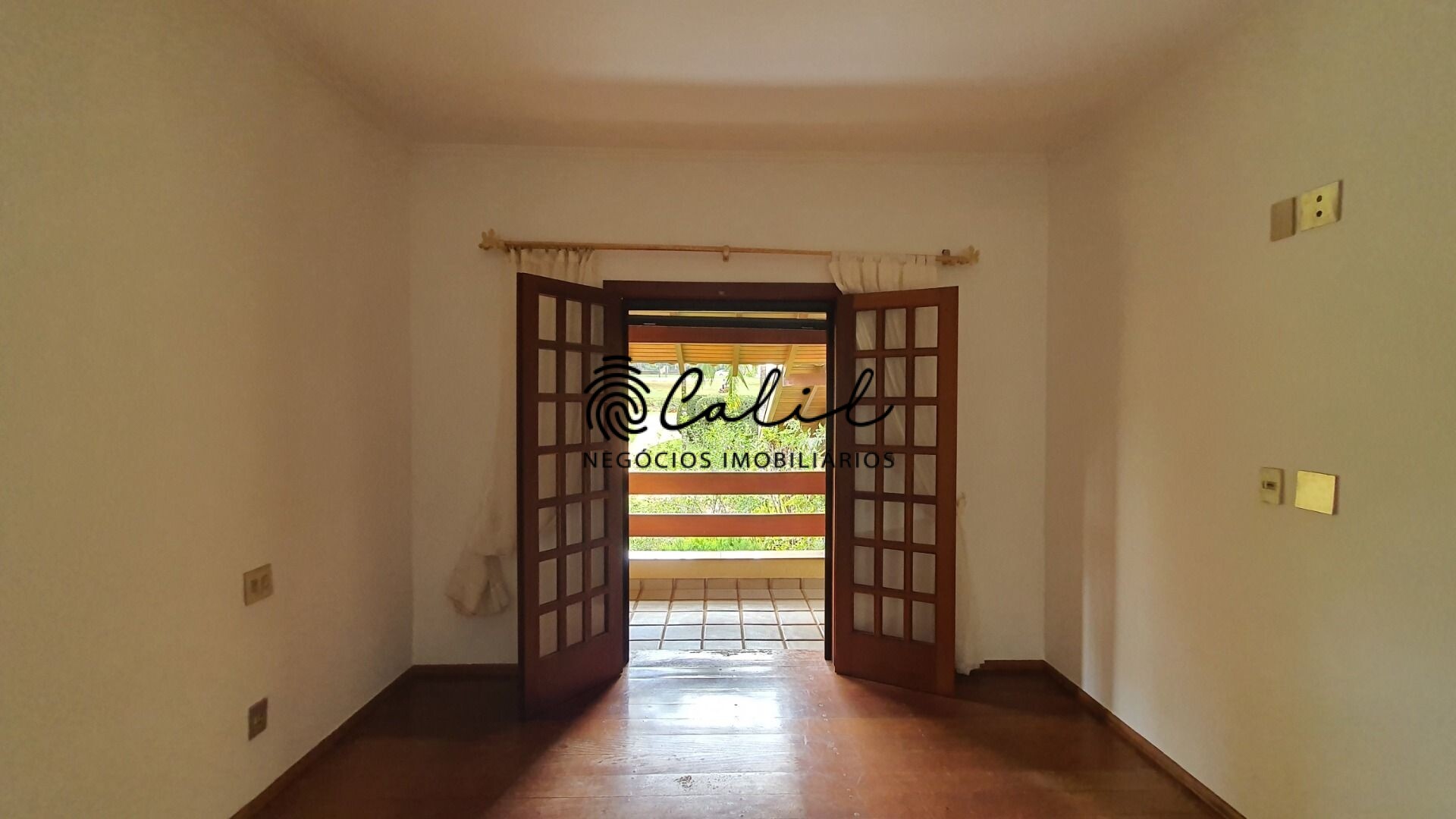 Casa de Condomínio à venda com 4 quartos, 750m² - Foto 18