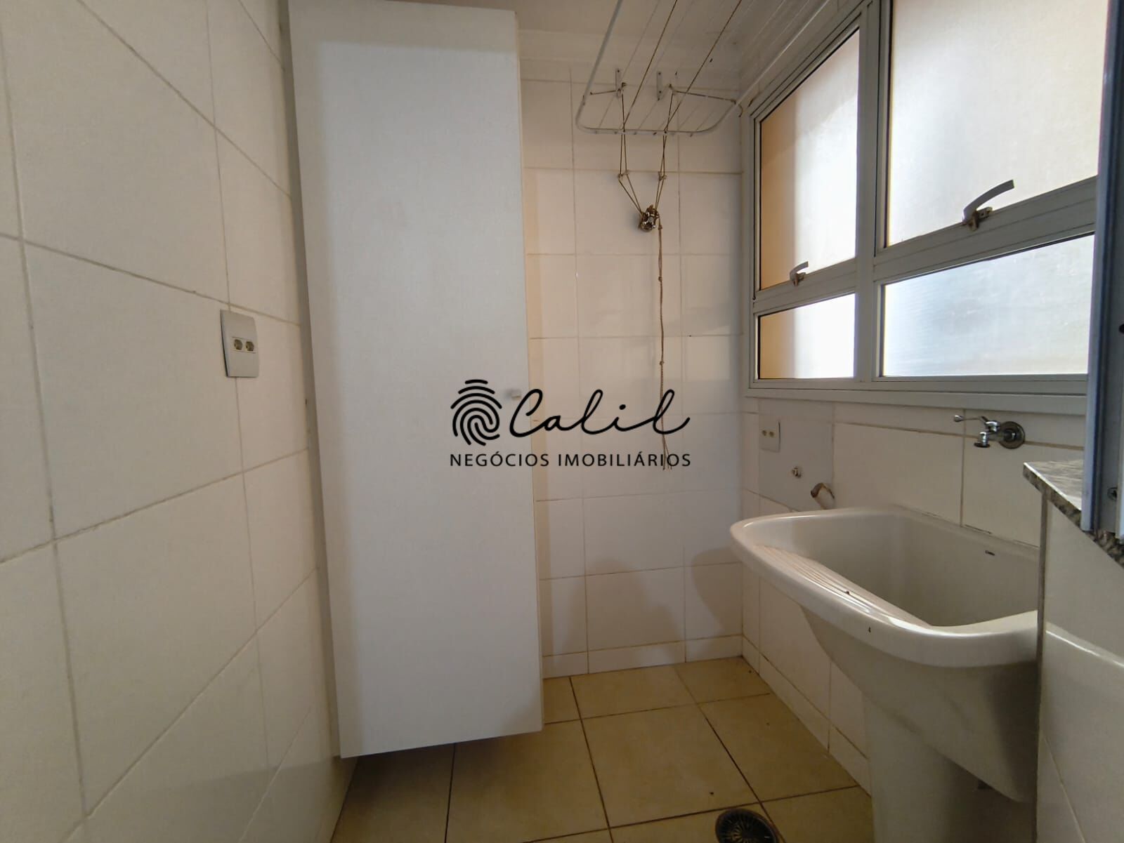 Apartamento à venda com 3 quartos, 107m² - Foto 14