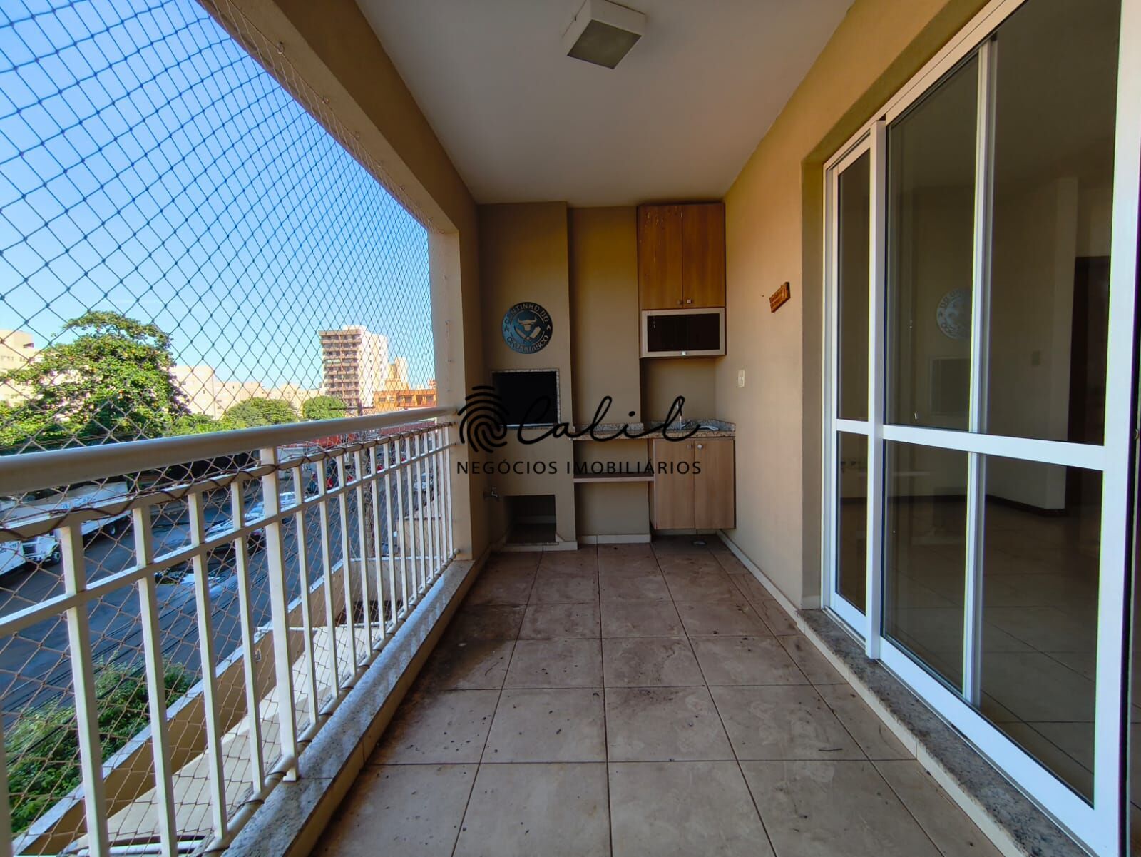 Apartamento à venda com 3 quartos, 107m² - Foto 18