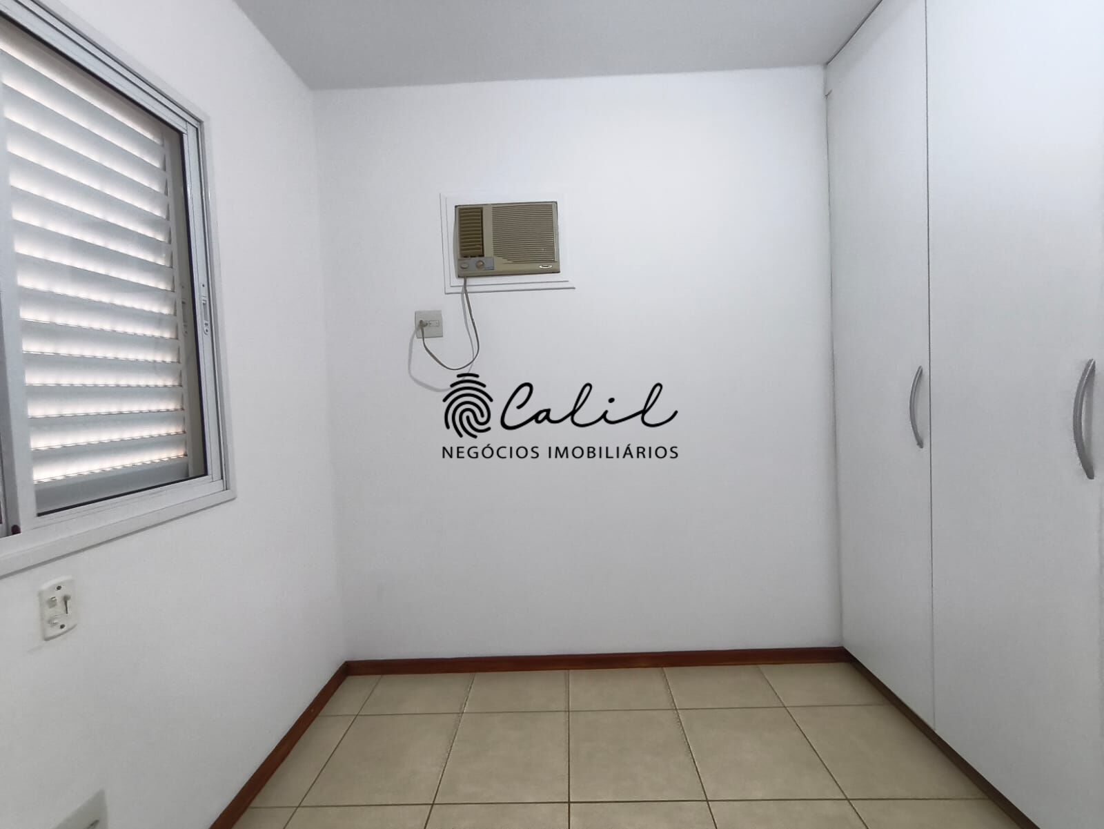 Apartamento à venda com 3 quartos, 107m² - Foto 25