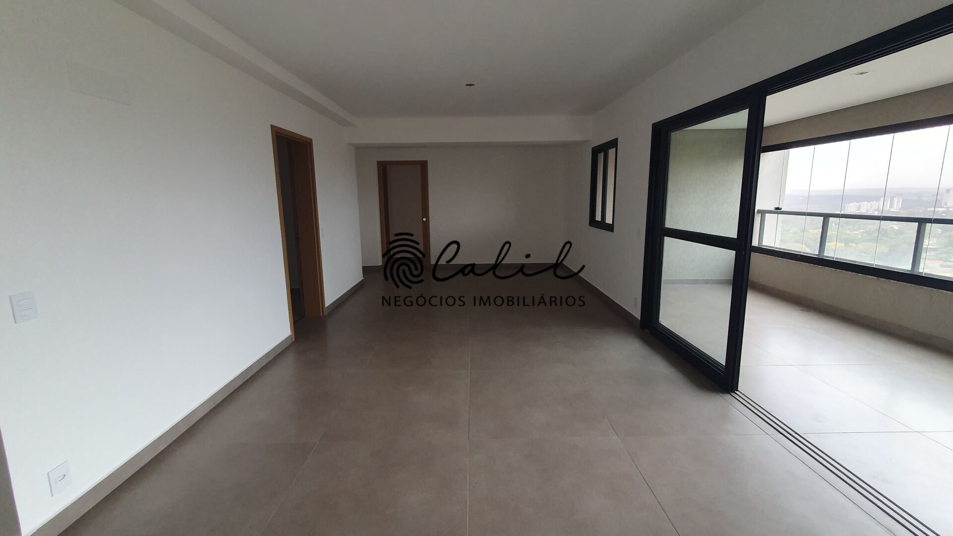 Apartamento, 3 quartos, 154 m² - Foto 1