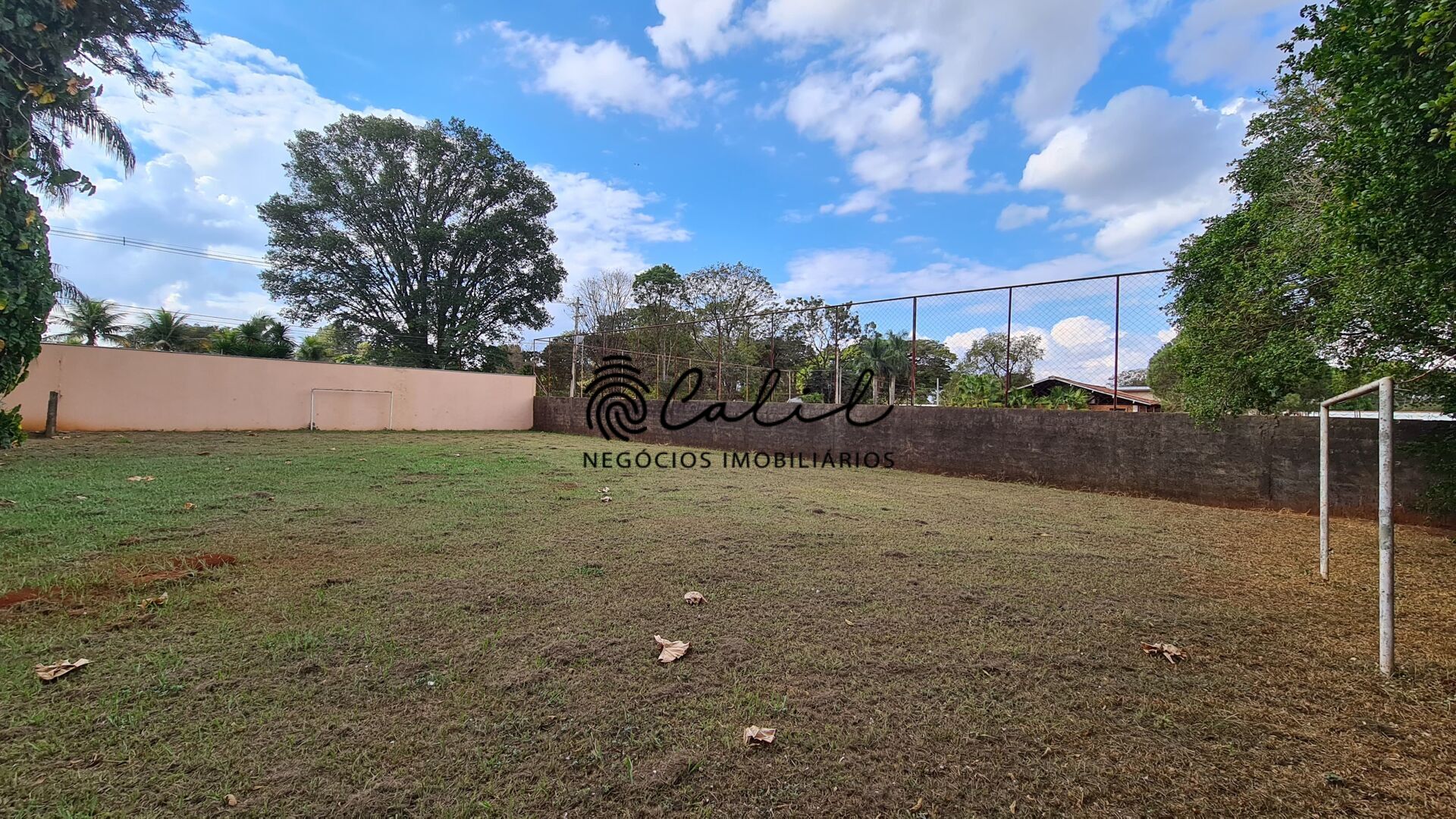 Fazenda à venda com 5 quartos, 10000m² - Foto 37