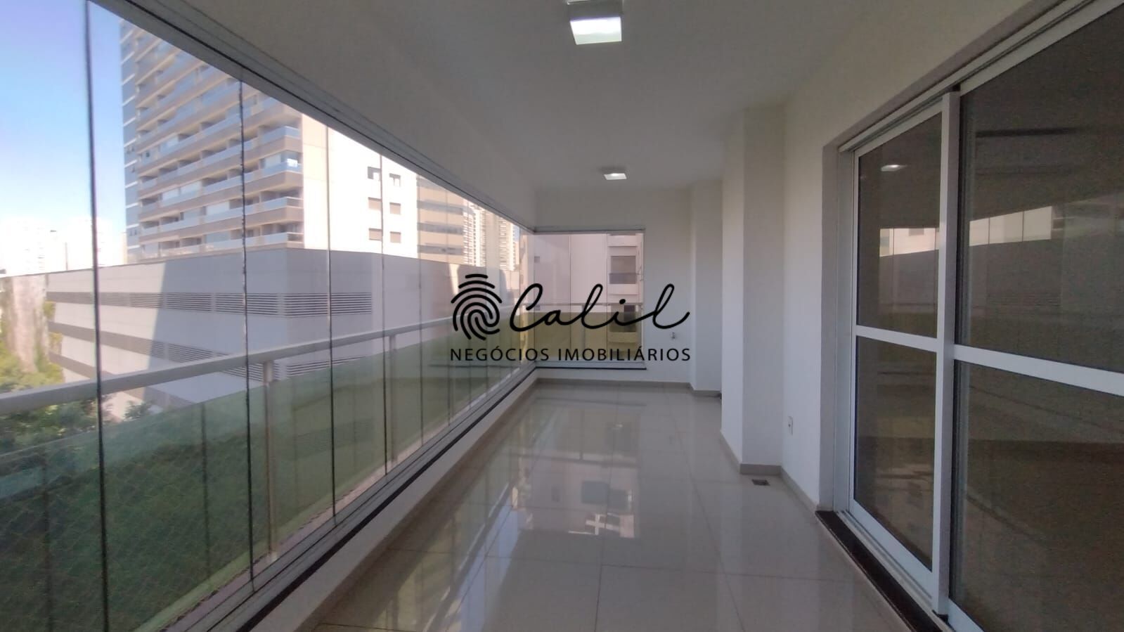 Apartamento, 3 quartos, 135 m² - Foto 2
