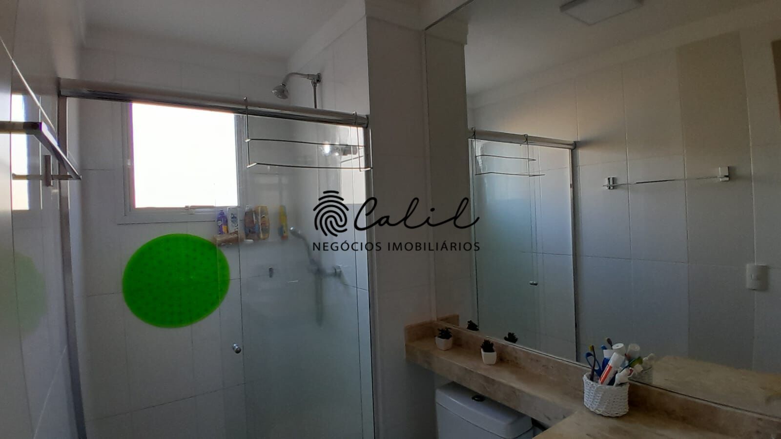 Apartamento à venda com 3 quartos, 183m² - Foto 13