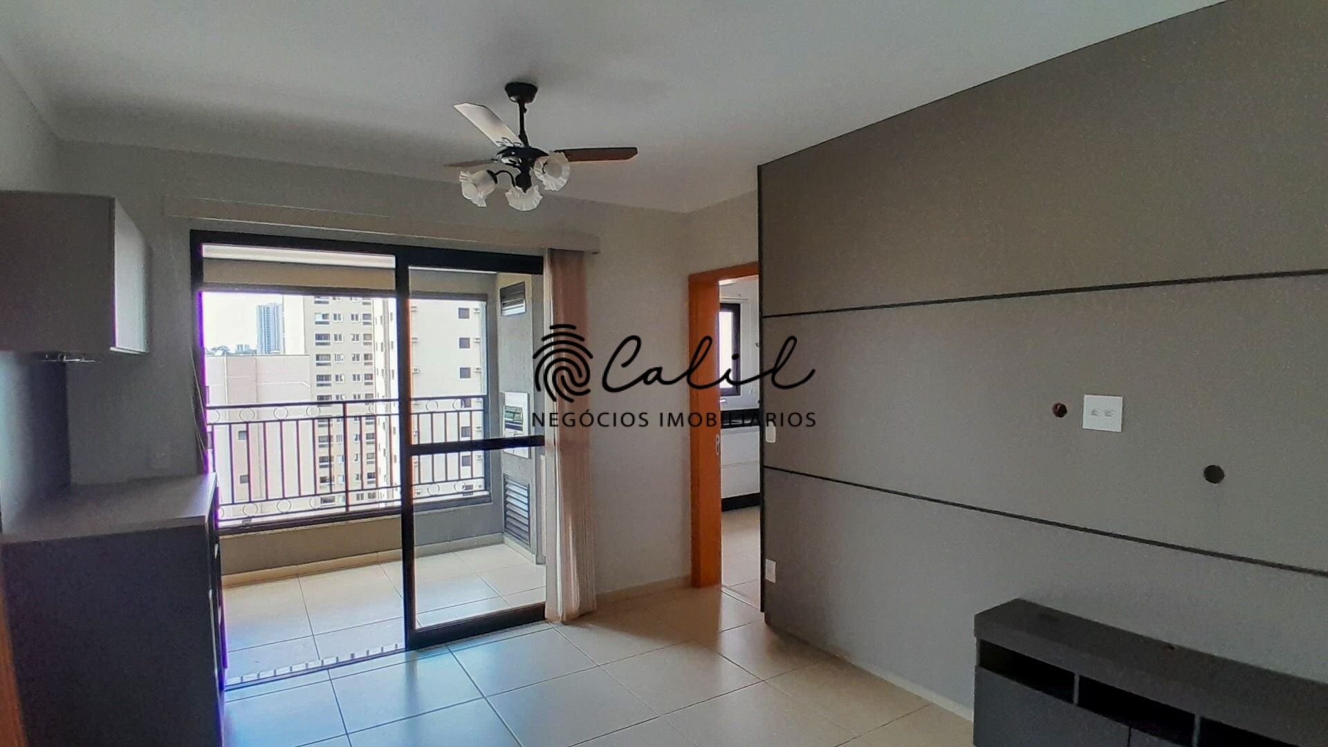 Apartamento à venda com 3 quartos, 90m² - Foto 2