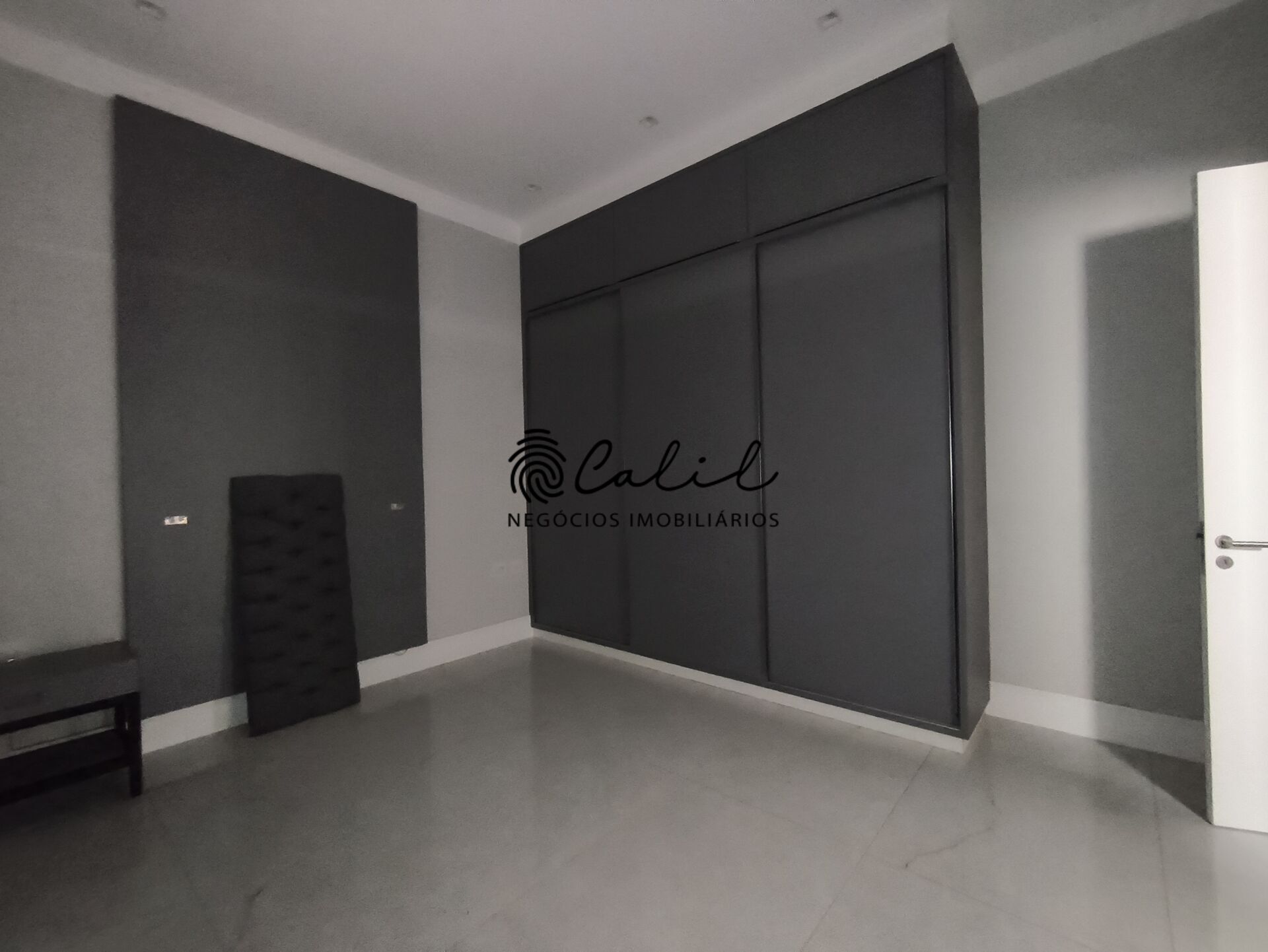 Casa de Condomínio à venda com 2 quartos, 310m² - Foto 10