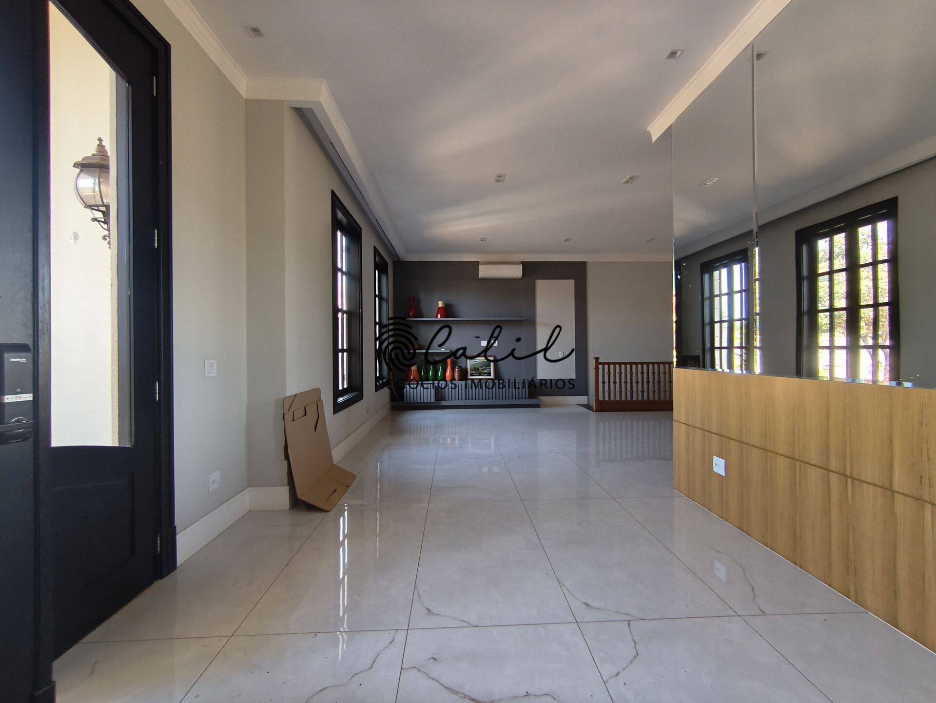 Casa de Condomínio à venda com 2 quartos, 310m² - Foto 1