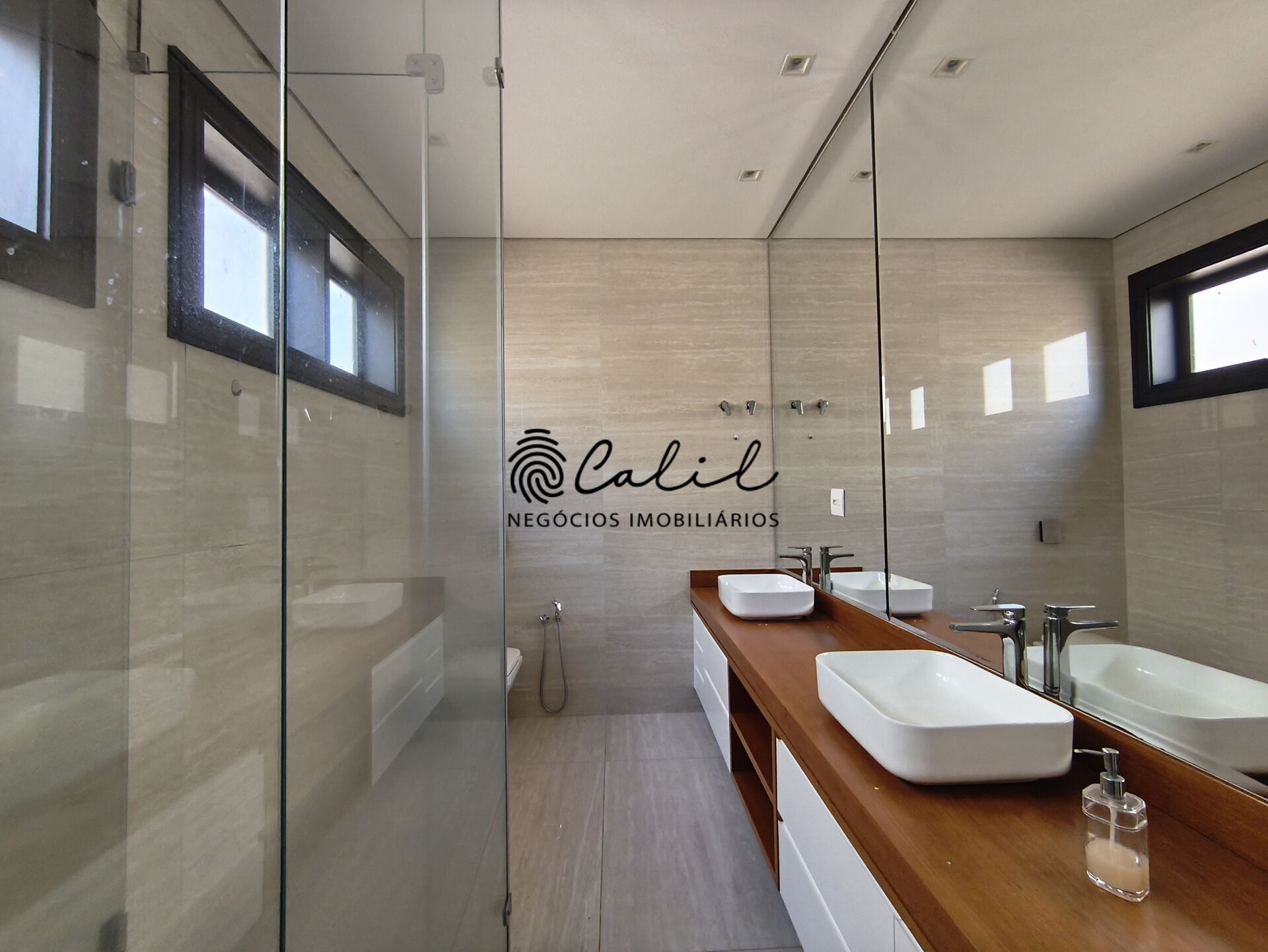 Casa de Condomínio à venda com 2 quartos, 310m² - Foto 14