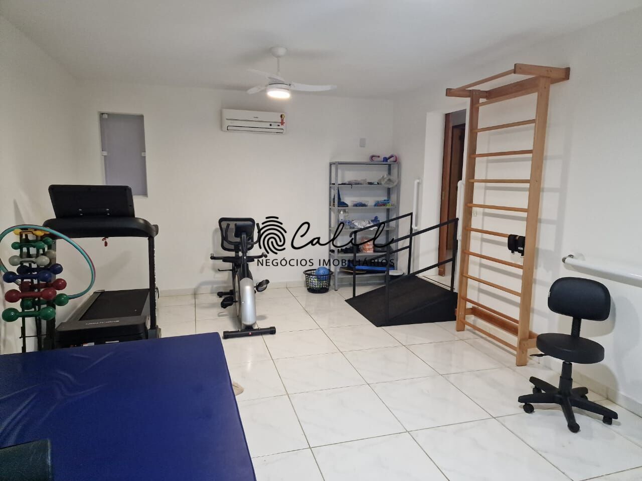 Prédio Inteiro para alugar com 15 quartos, 450m² - Foto 8