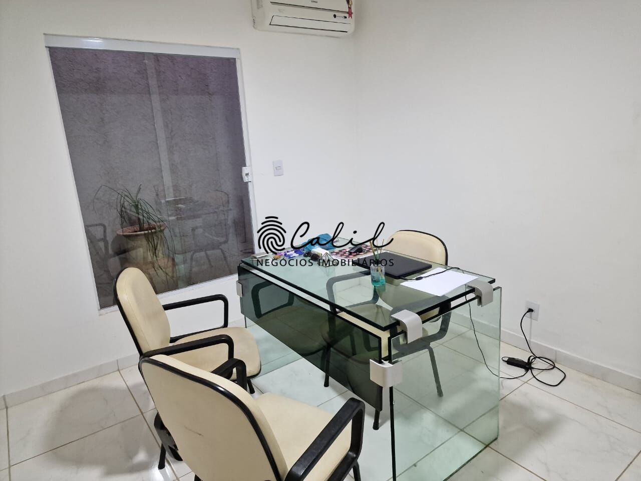 Prédio Inteiro para alugar com 15 quartos, 450m² - Foto 9