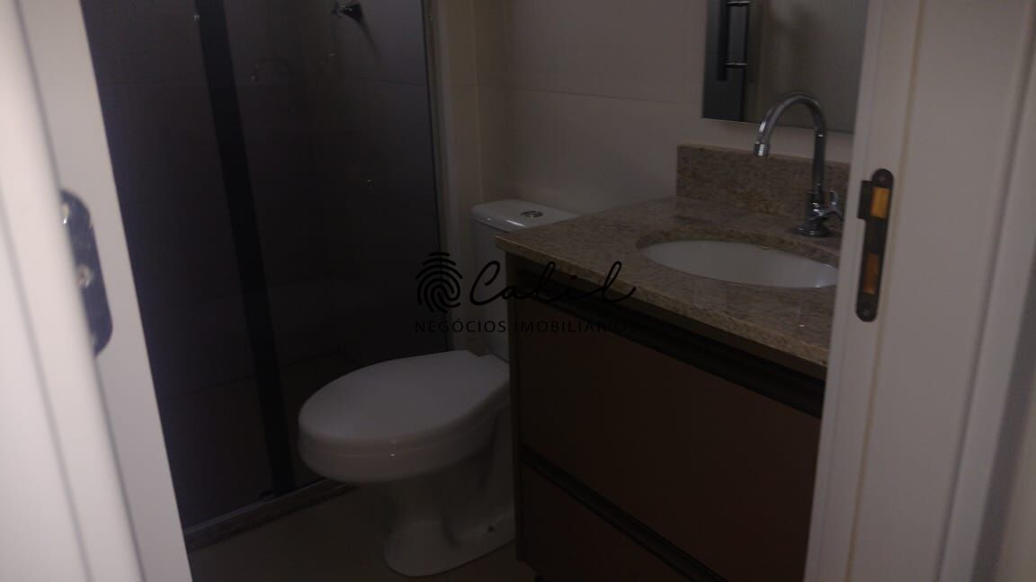 Apartamento para alugar com 2 quartos, 64m² - Foto 42