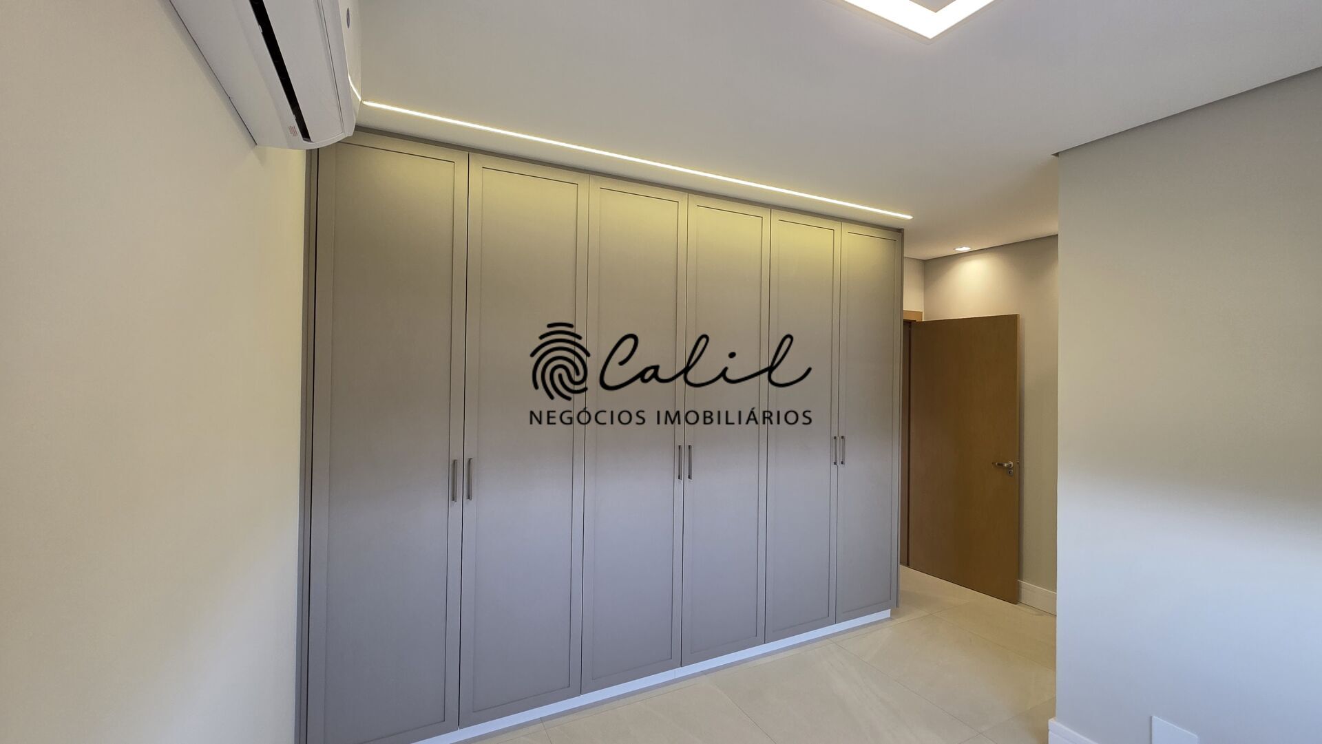 Apartamento para alugar com 4 quartos, 227m² - Foto 21