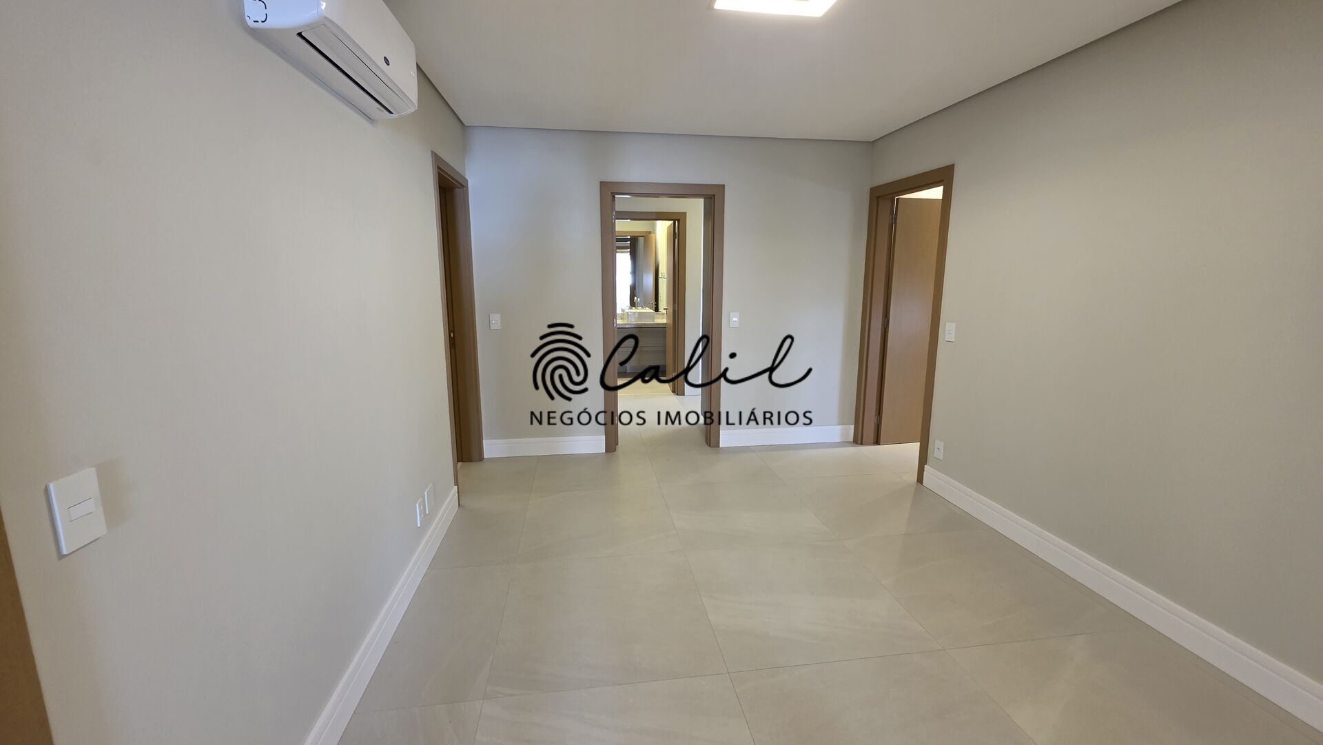 Apartamento para alugar com 4 quartos, 227m² - Foto 16