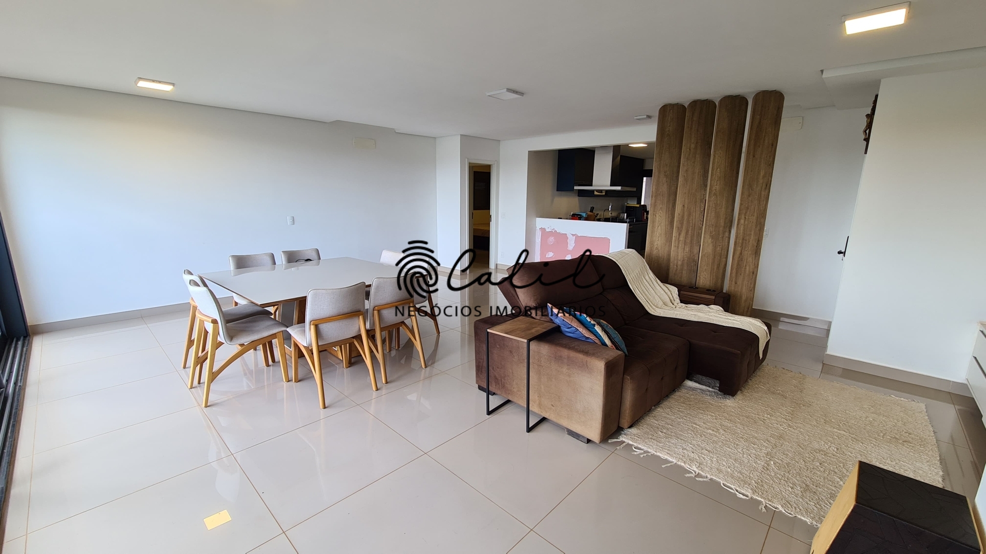 Apartamento à venda com 3 quartos, 158m² - Foto 4