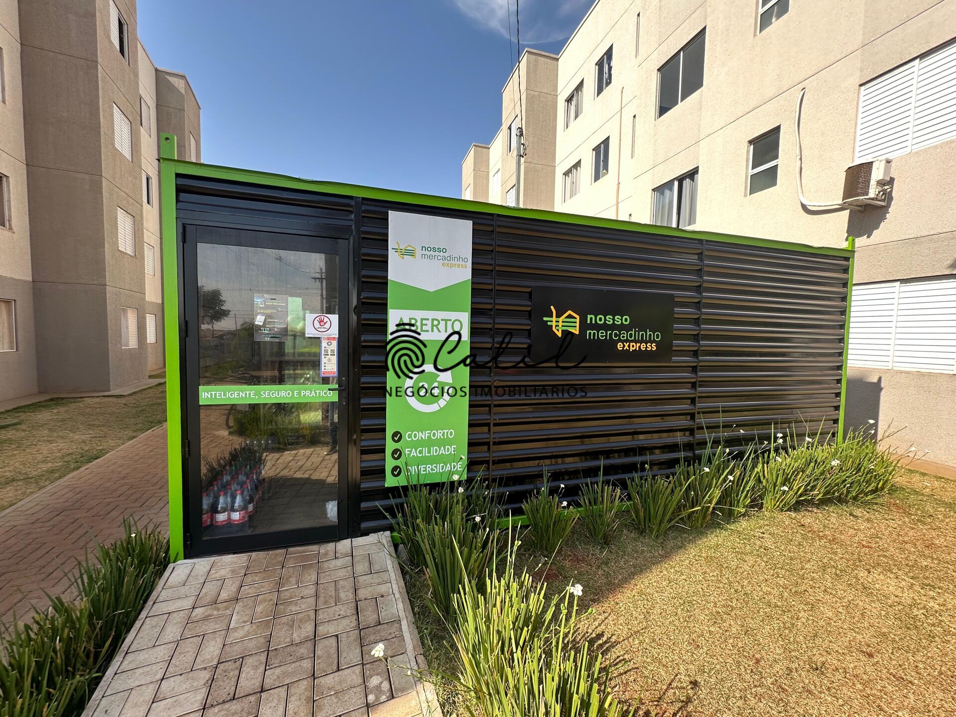Apartamento à venda com 2 quartos, 43m² - Foto 29