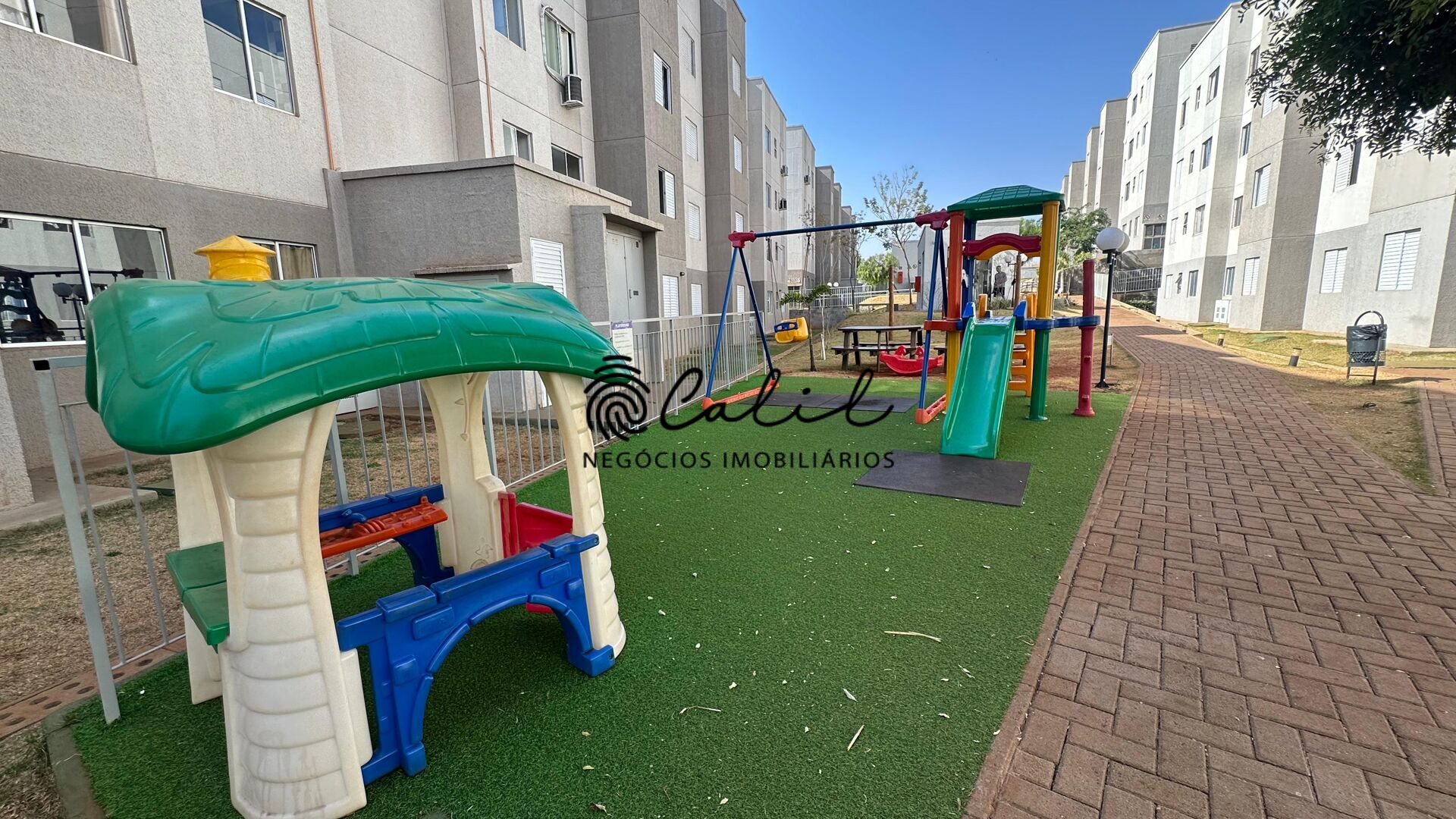 Apartamento à venda com 2 quartos, 43m² - Foto 21
