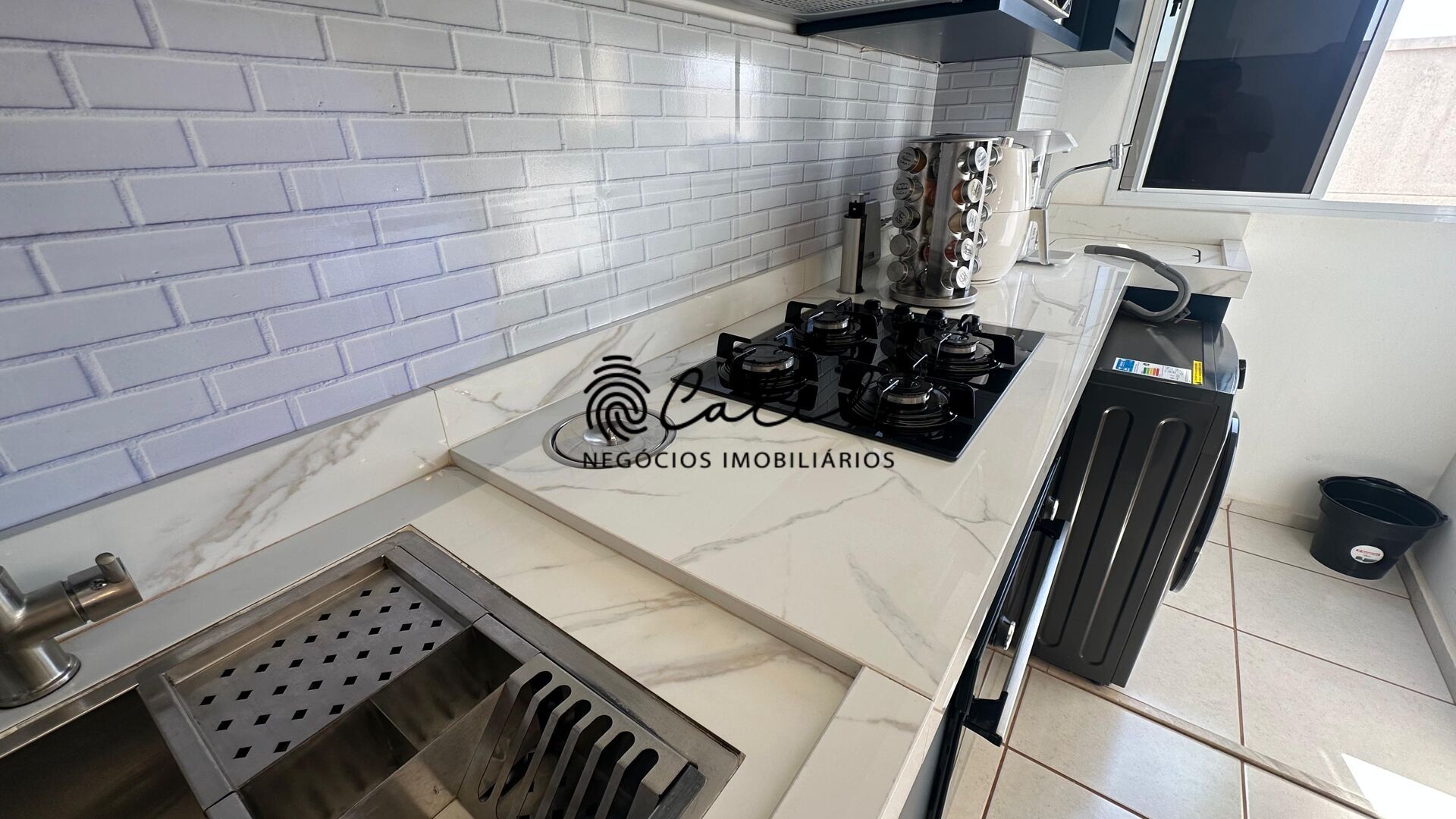 Apartamento à venda com 2 quartos, 43m² - Foto 5