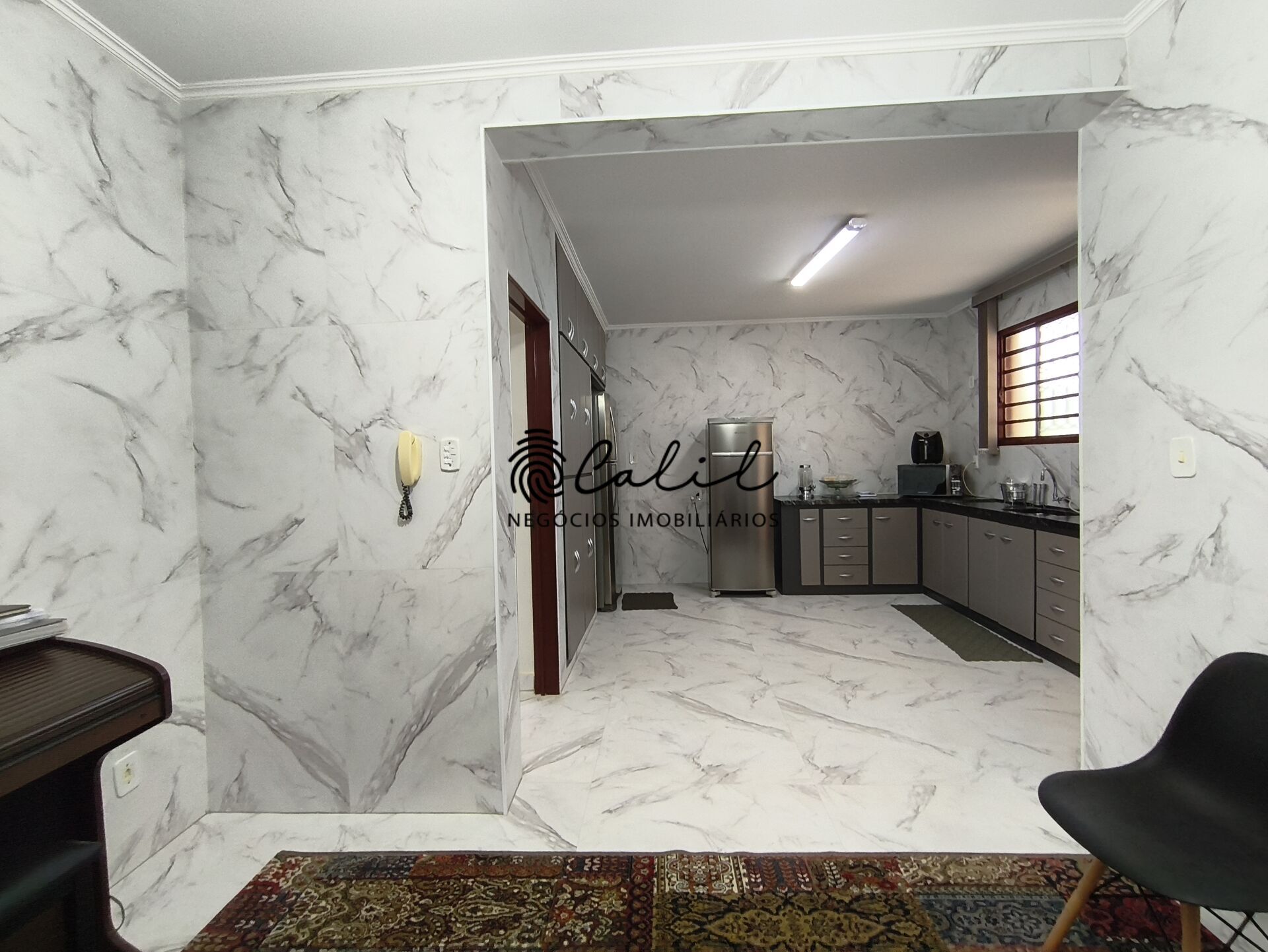 Casa à venda com 3 quartos, 212m² - Foto 9