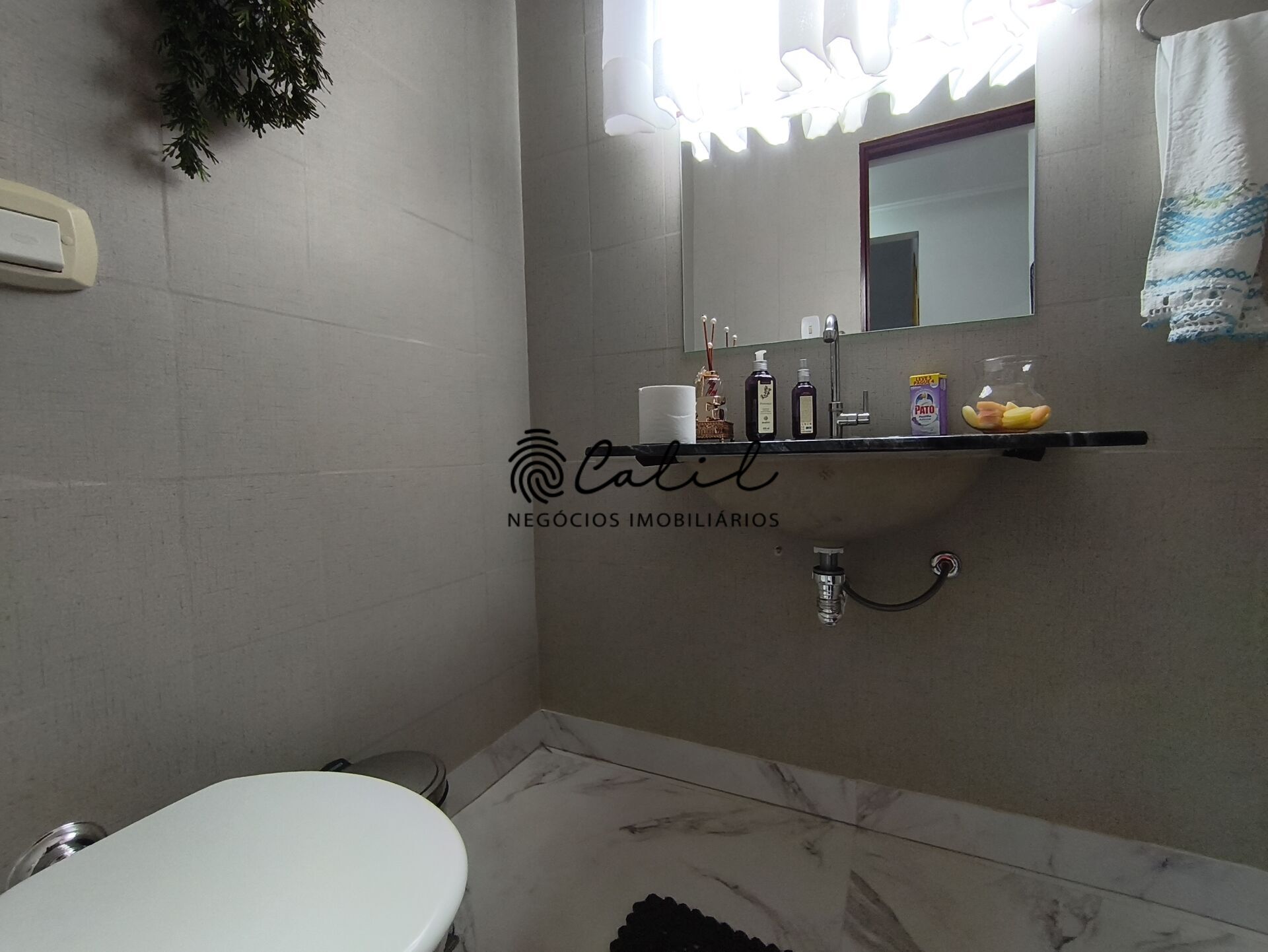 Casa à venda com 3 quartos, 212m² - Foto 7