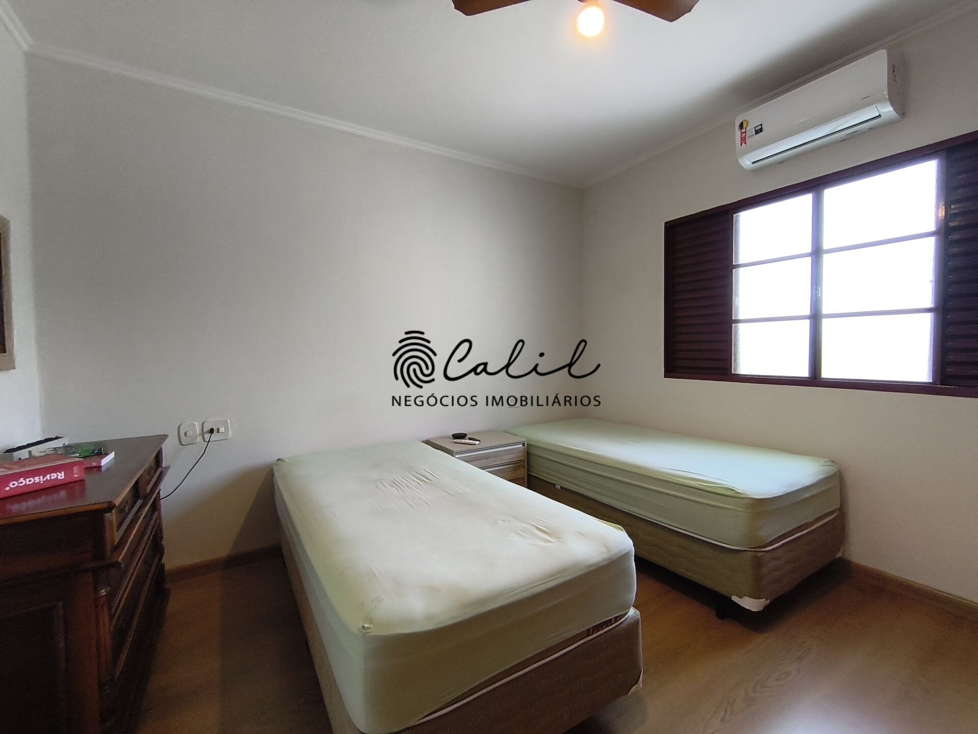 Casa à venda com 3 quartos, 212m² - Foto 43