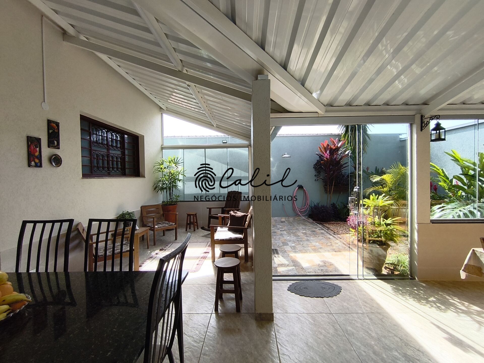 Casa à venda com 3 quartos, 212m² - Foto 33