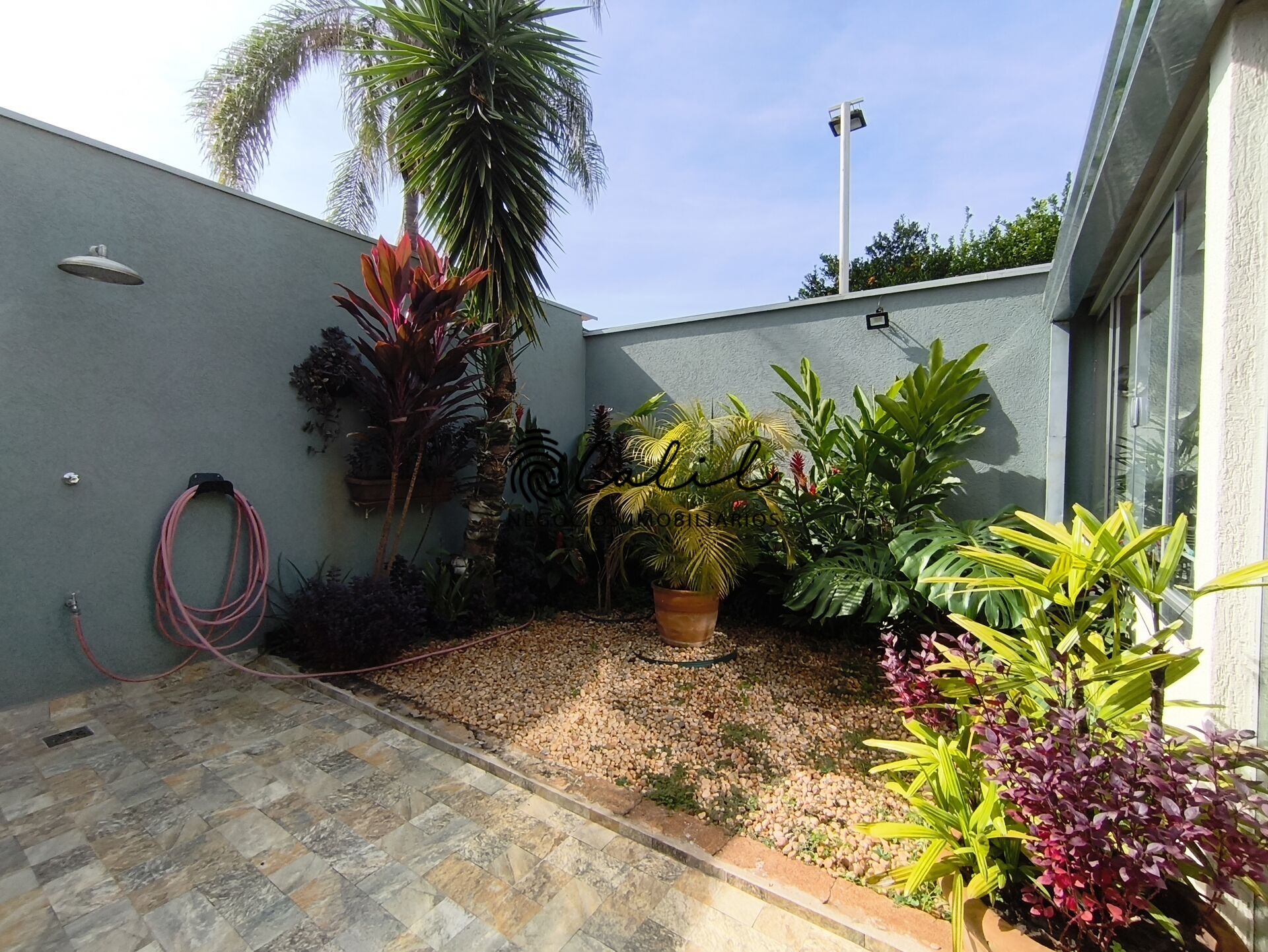 Casa à venda com 3 quartos, 212m² - Foto 15