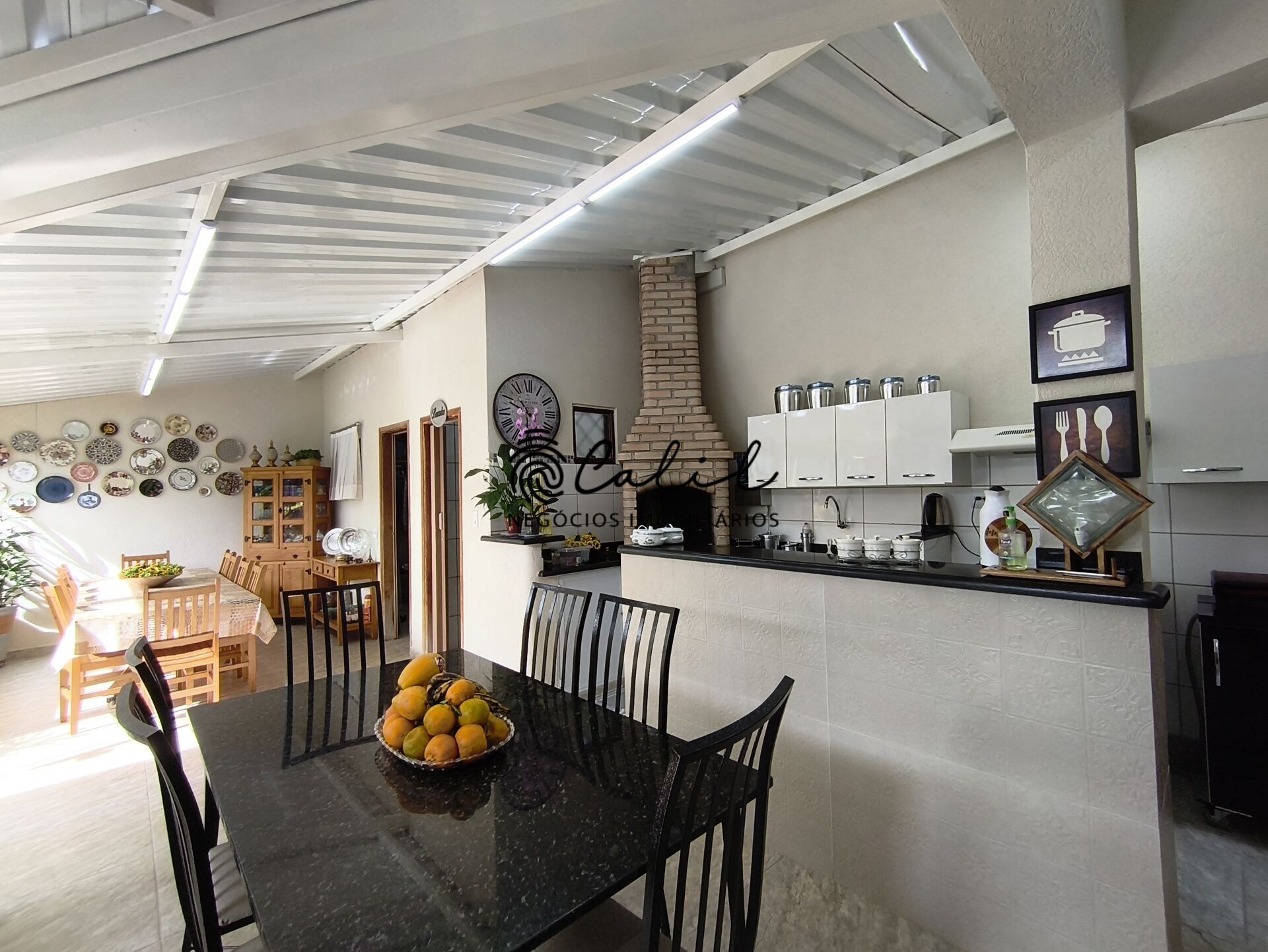 Casa à venda com 3 quartos, 212m² - Foto 22