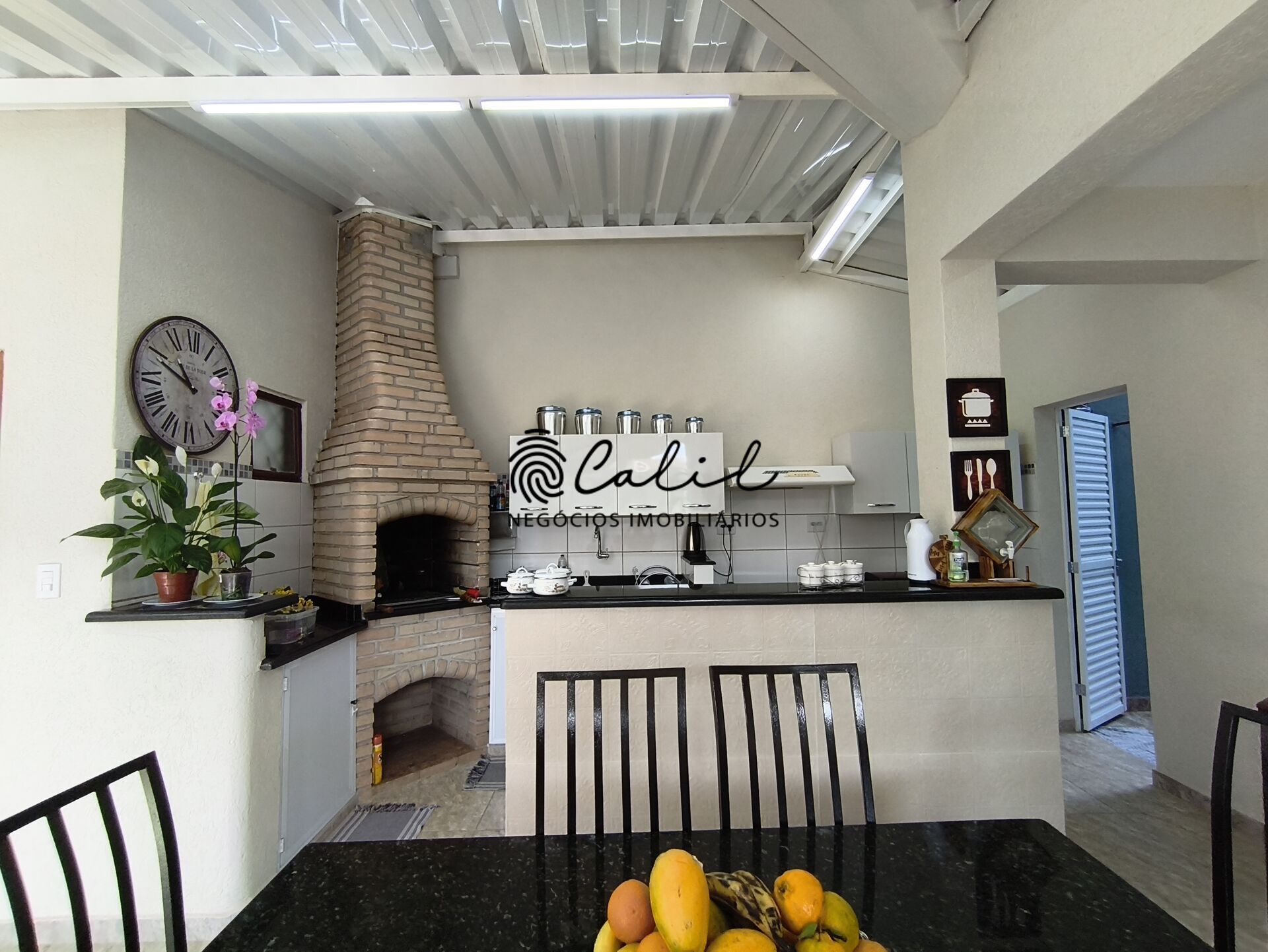 Casa à venda com 3 quartos, 212m² - Foto 23